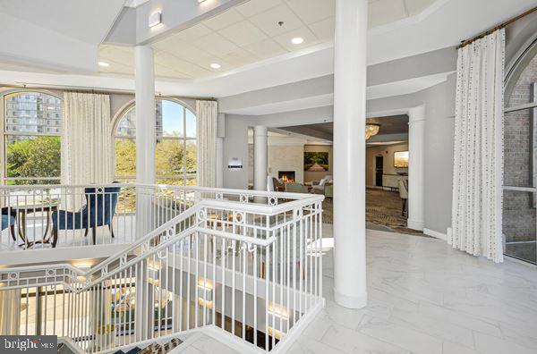 LANSDOWNE WOODS - Residential