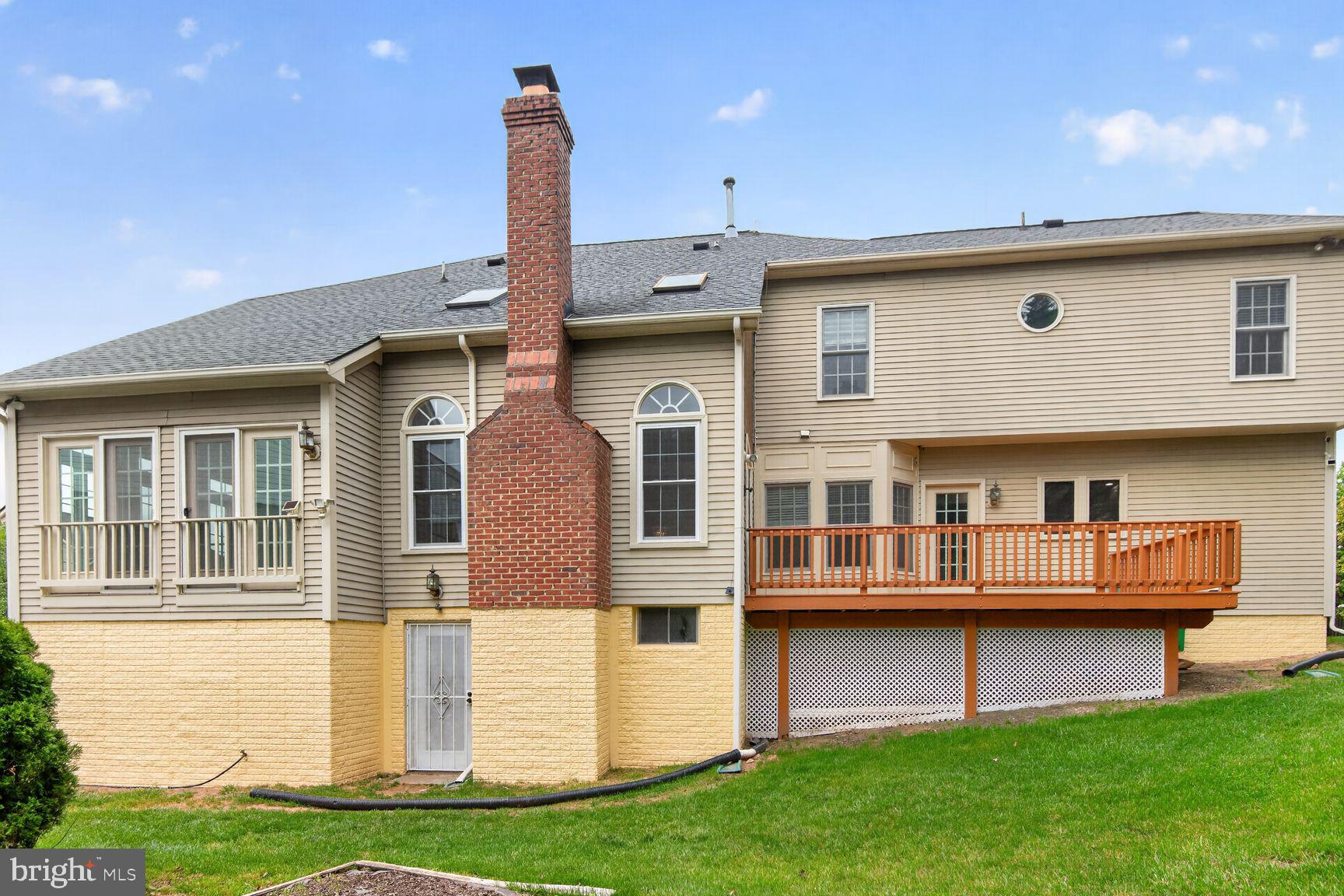 SPRINGFIELD MANOR - Residential