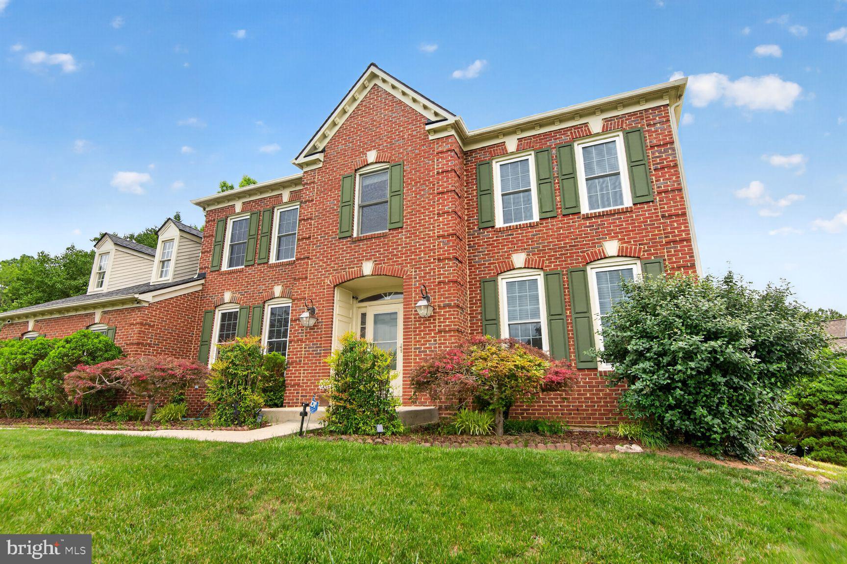 SPRINGFIELD MANOR - Residential