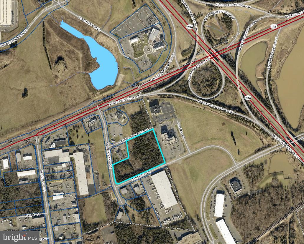 AIRPORT COMMERCE CENTER - Land