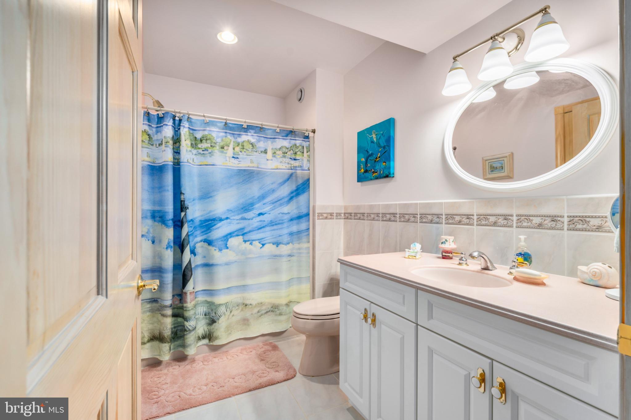 SUNSET POINTE - Residential