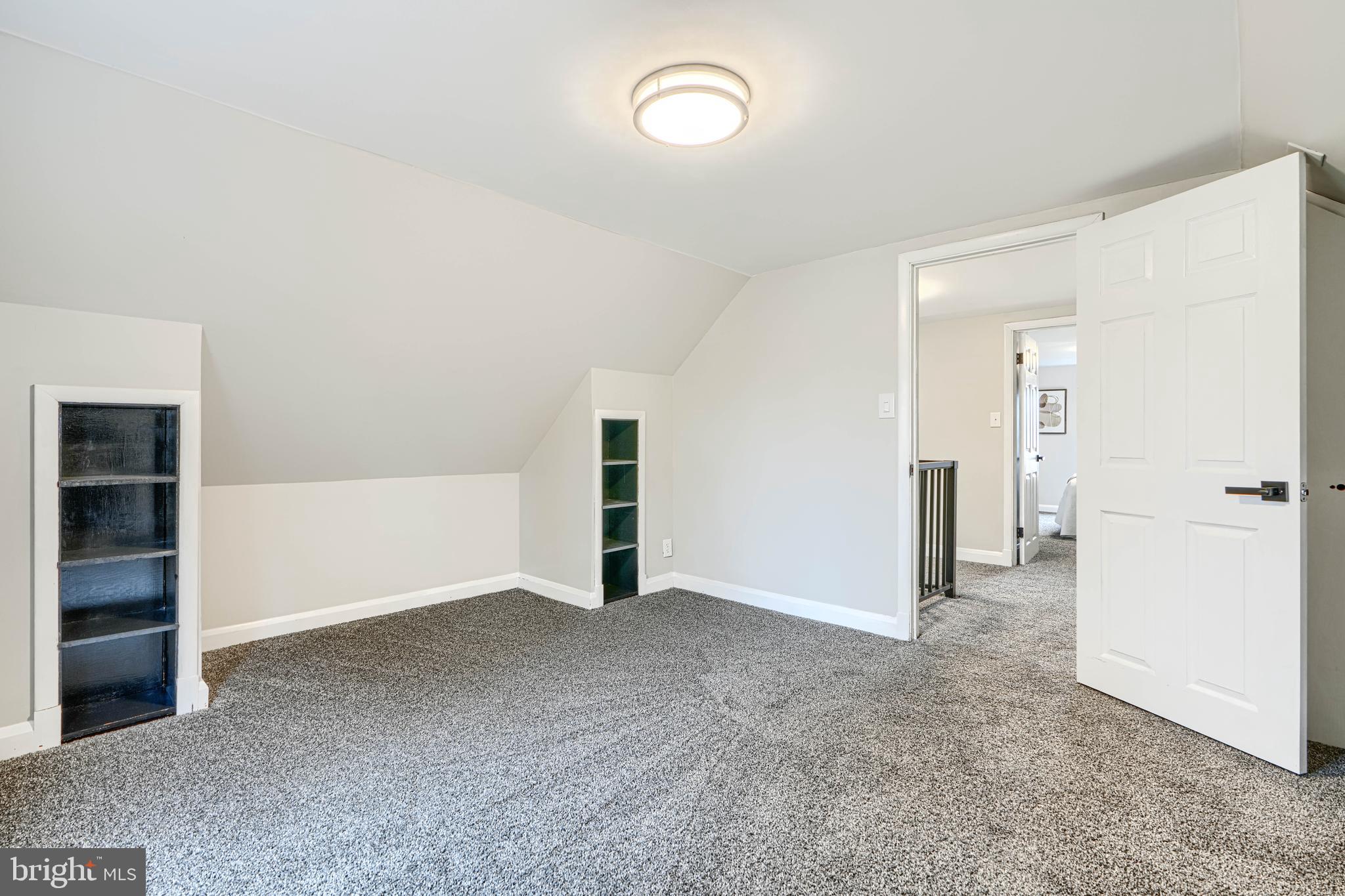 PERRY HALL - Residential