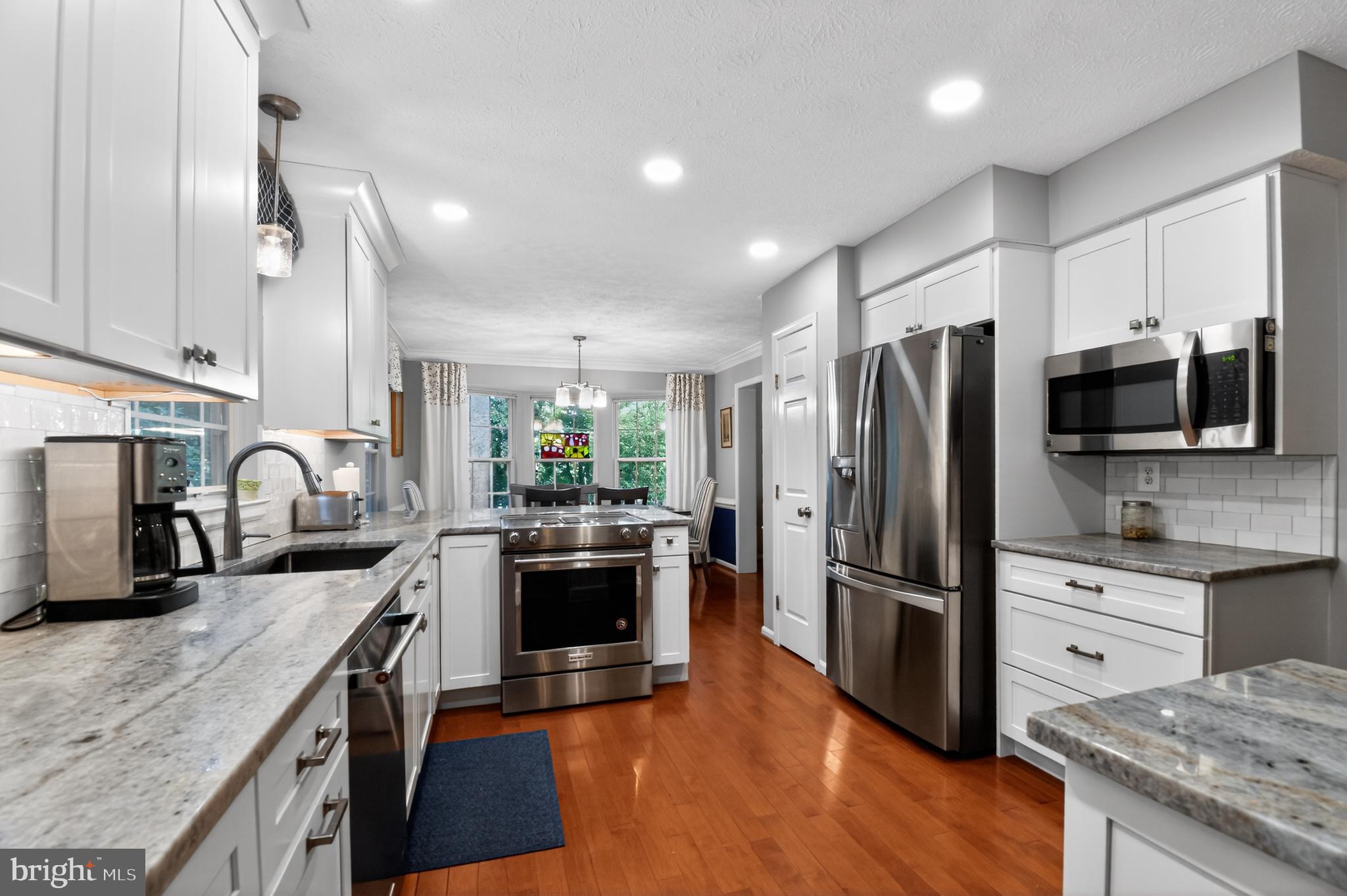 CROFTON WOODS - Residential
