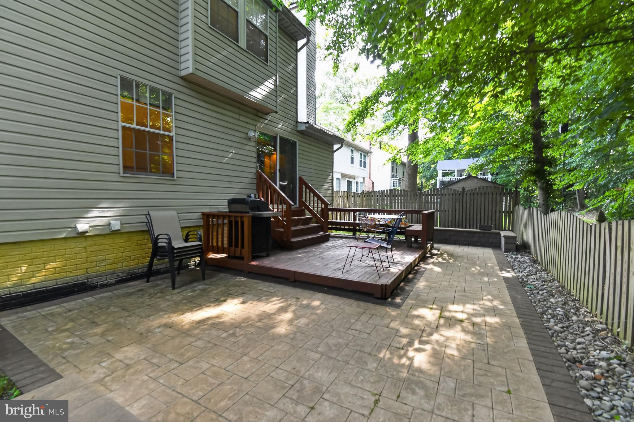 CROFTON WOODS - Residential