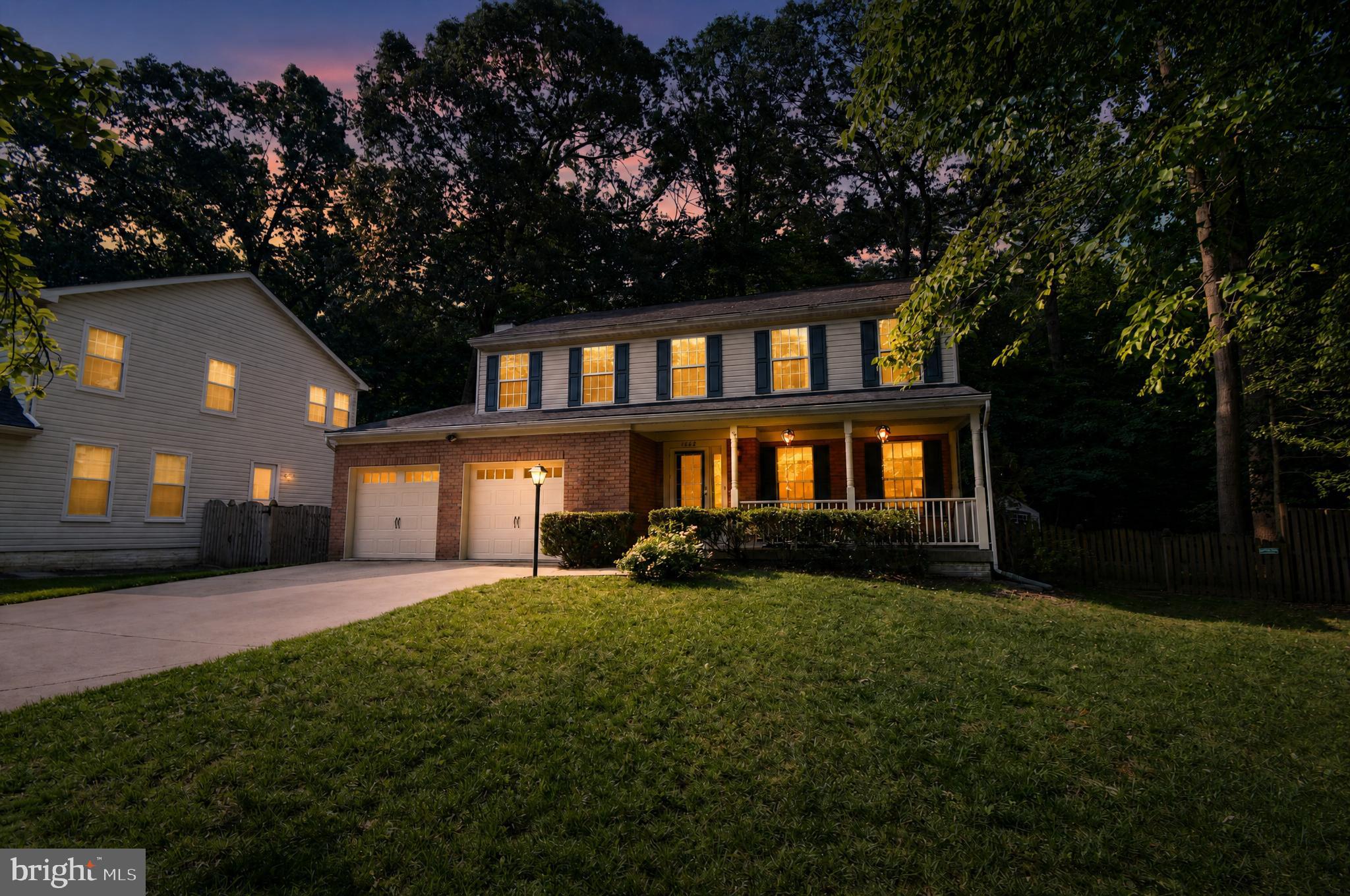 CROFTON WOODS - Residential