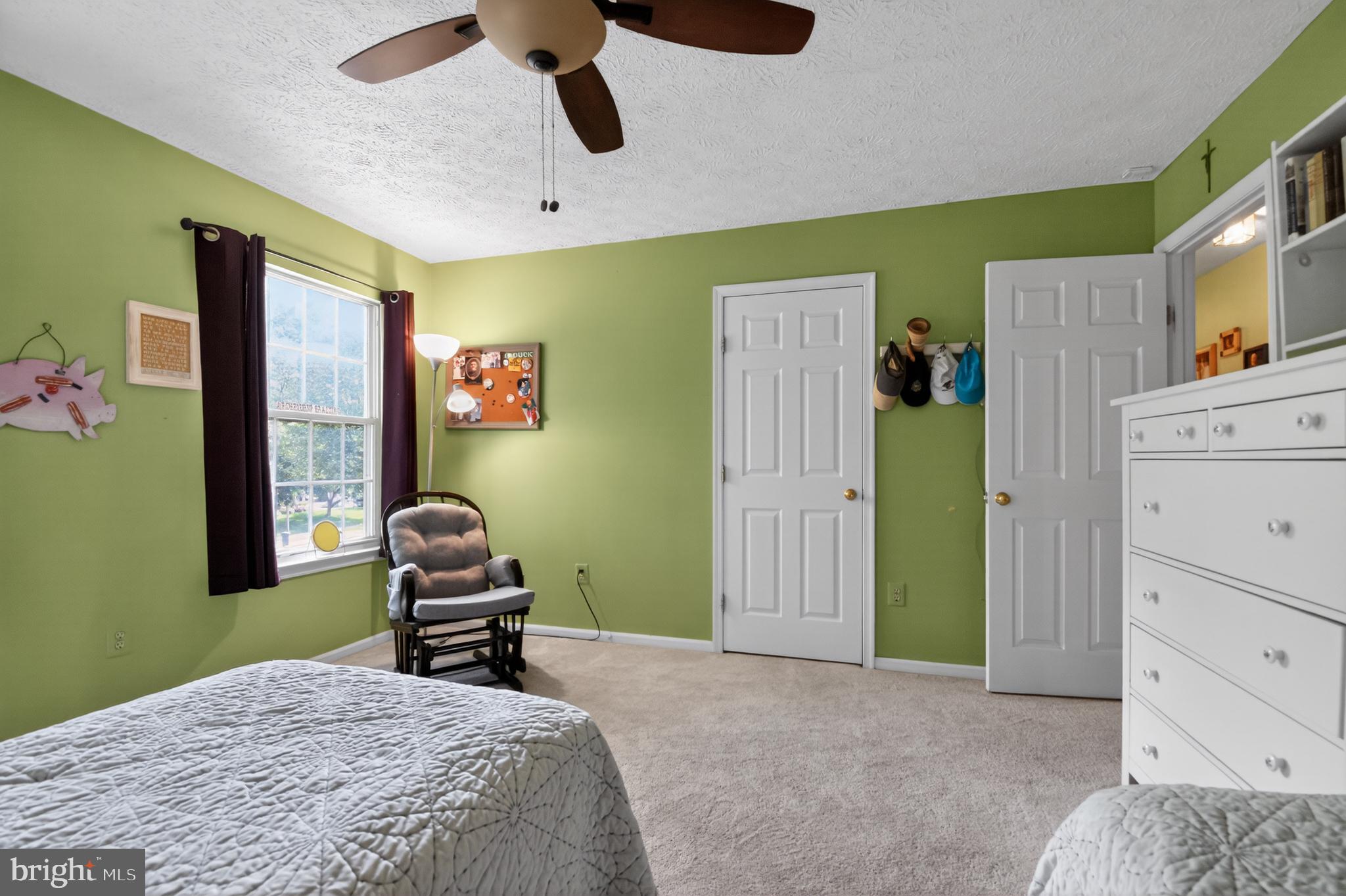 CROFTON WOODS - Residential