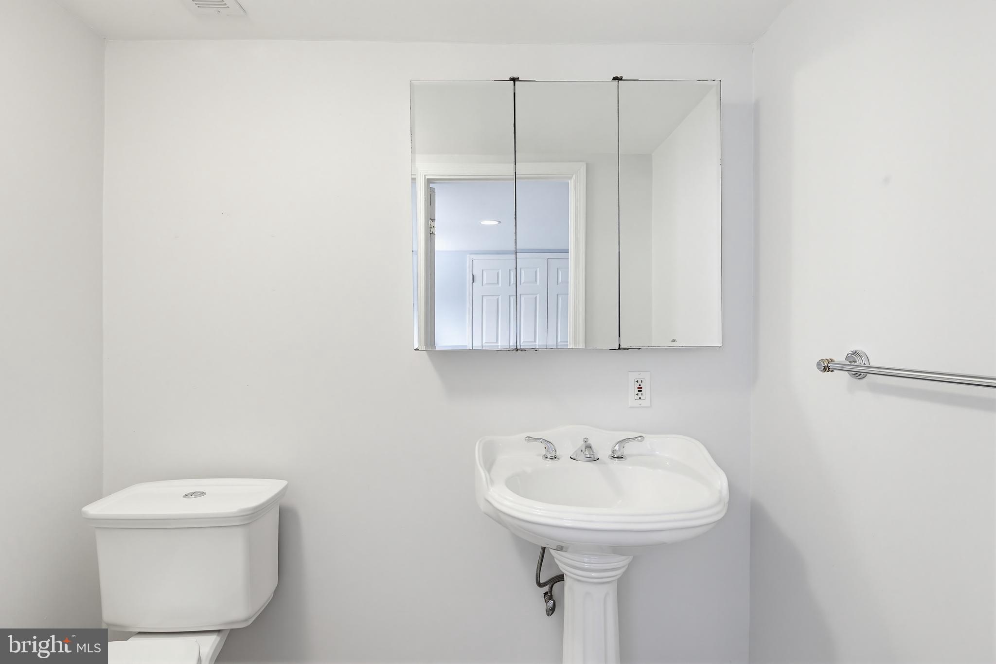 DUMBARTON HEIGHTS - Residential