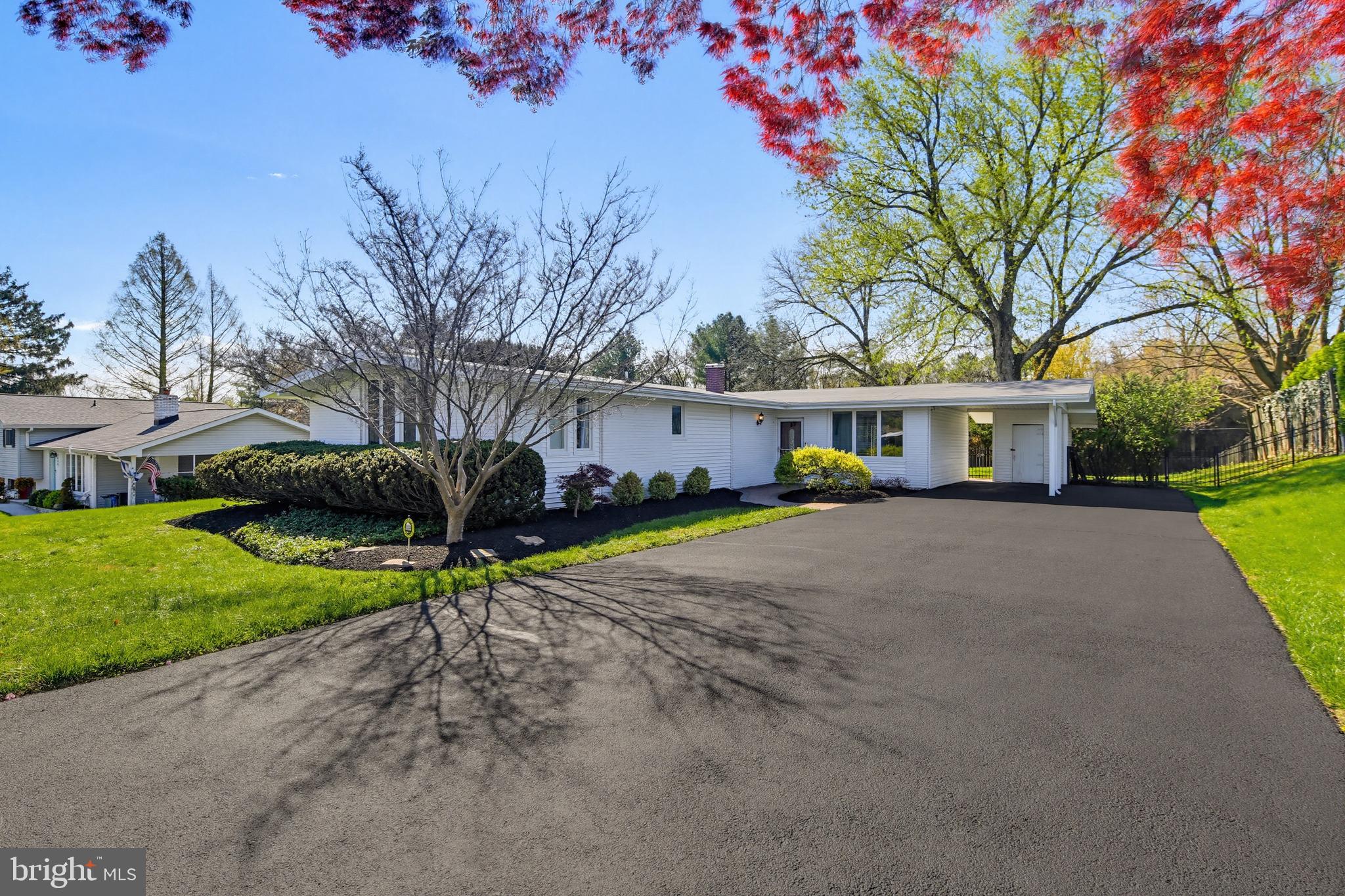 DUMBARTON HEIGHTS - Residential