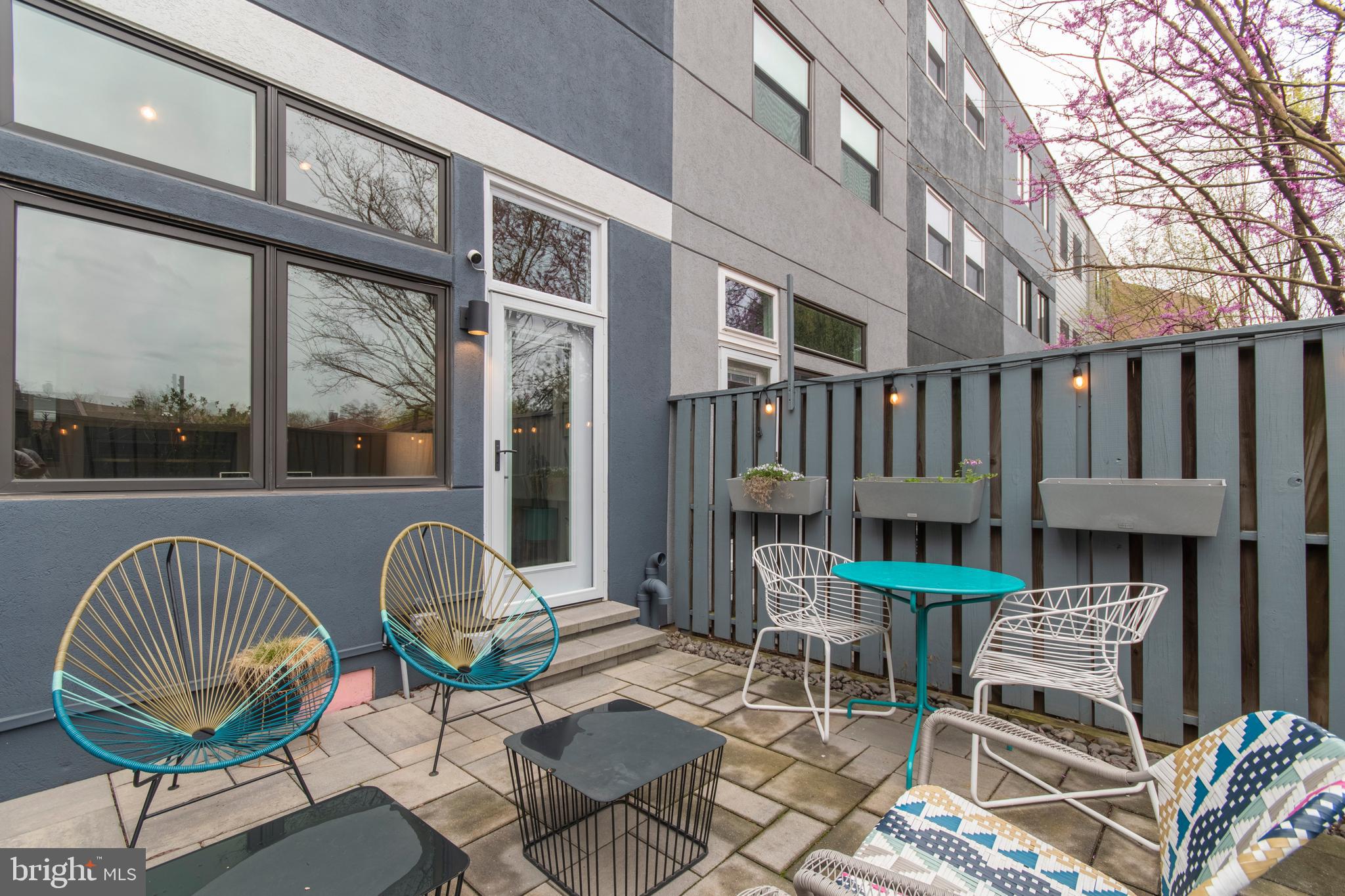 ART MUSEUM AREA - Residential Lease
