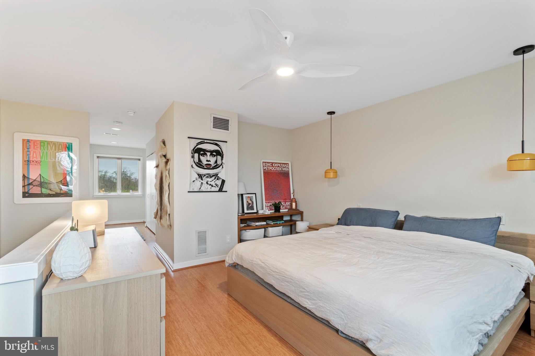 ART MUSEUM AREA - Residential Lease