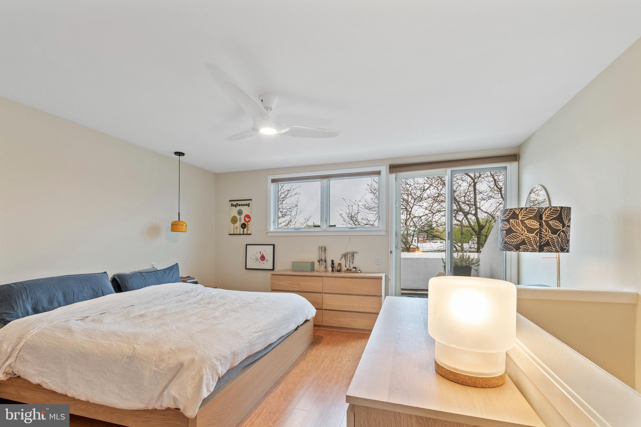 ART MUSEUM AREA - Residential Lease