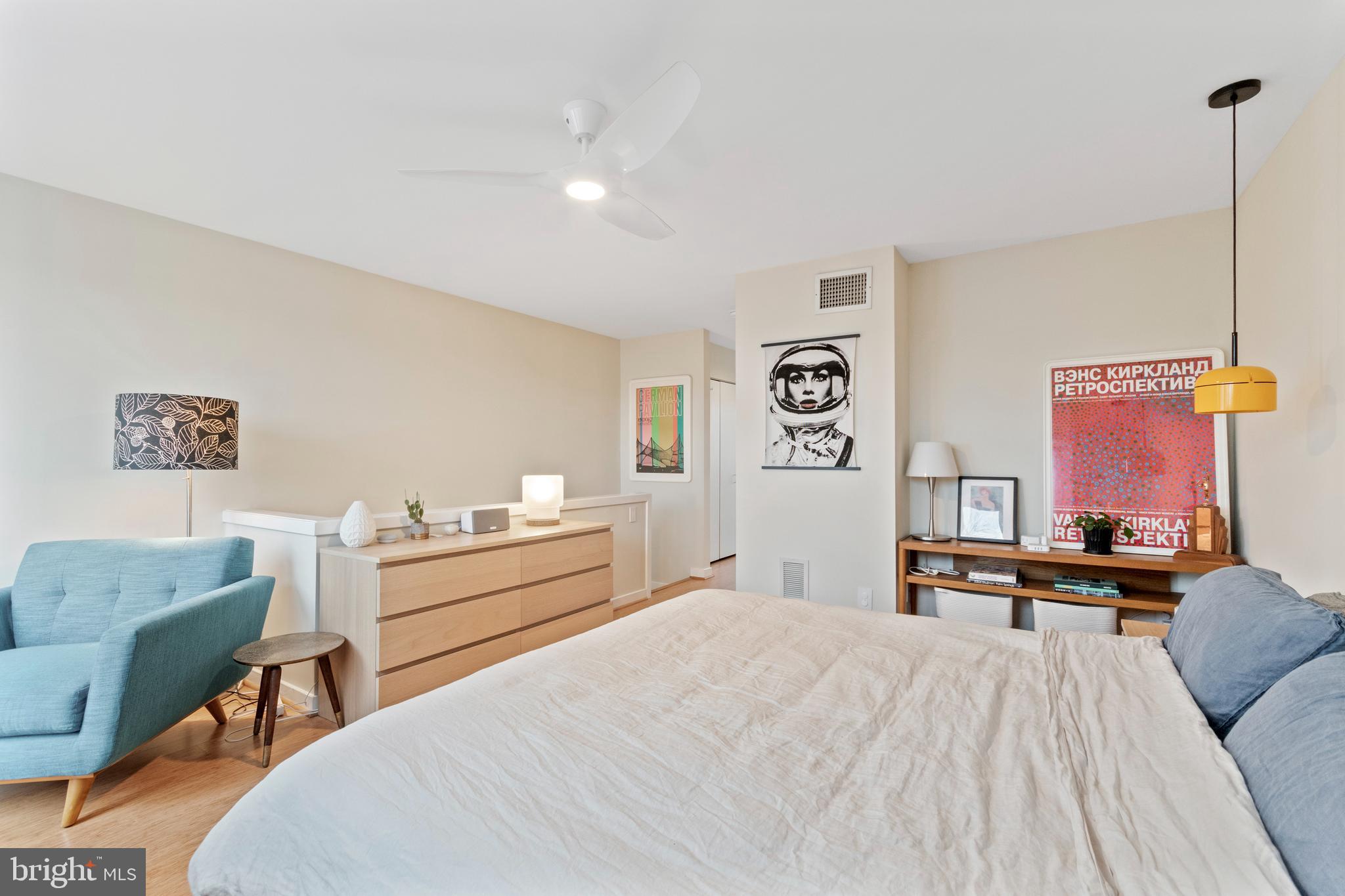 ART MUSEUM AREA - Residential Lease