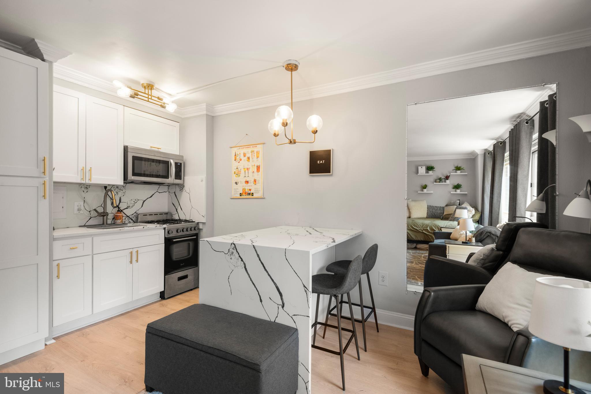 RITTENHOUSE SQUARE - Residential