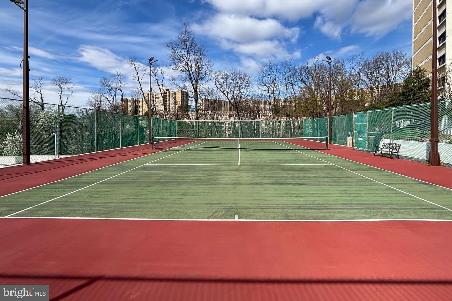 ALEXANDRIA KNOLLS - Residential