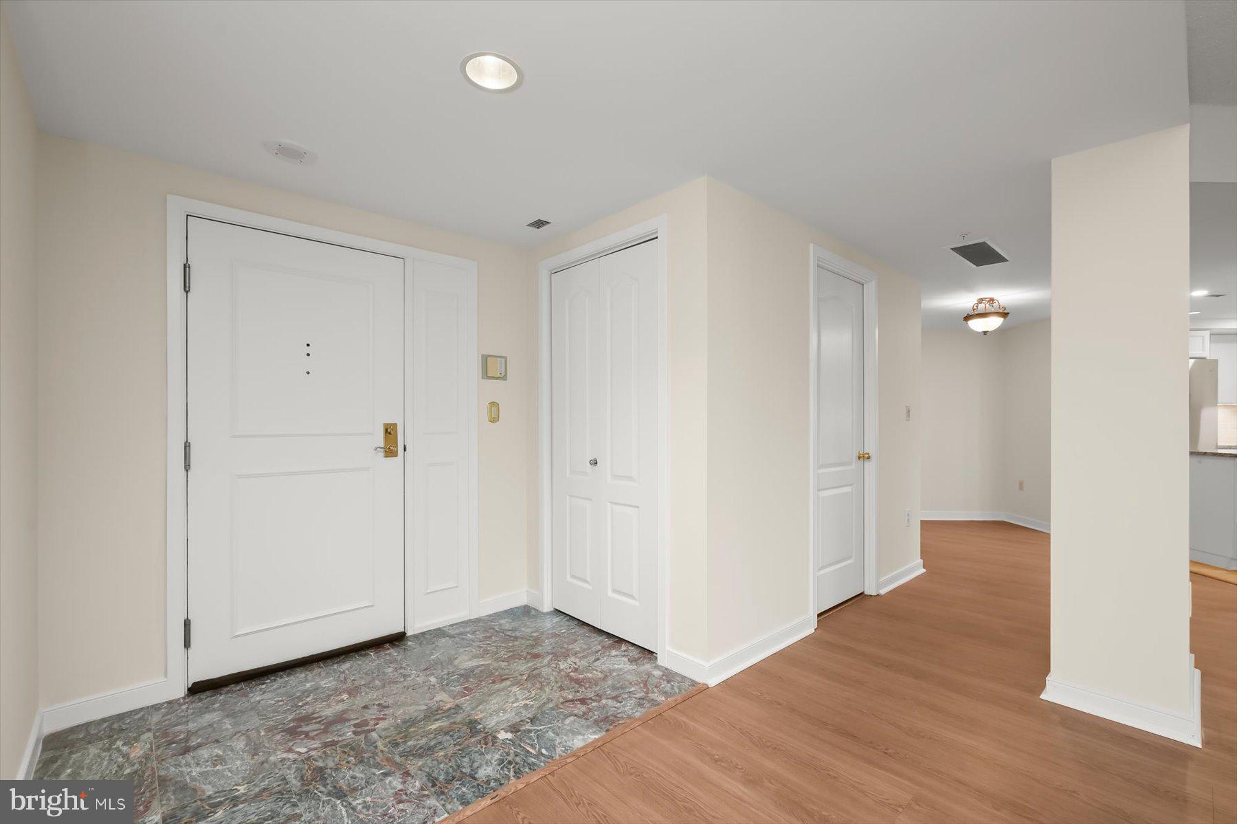 WATERMARK PLACE CONDOMINIUMS - Residential