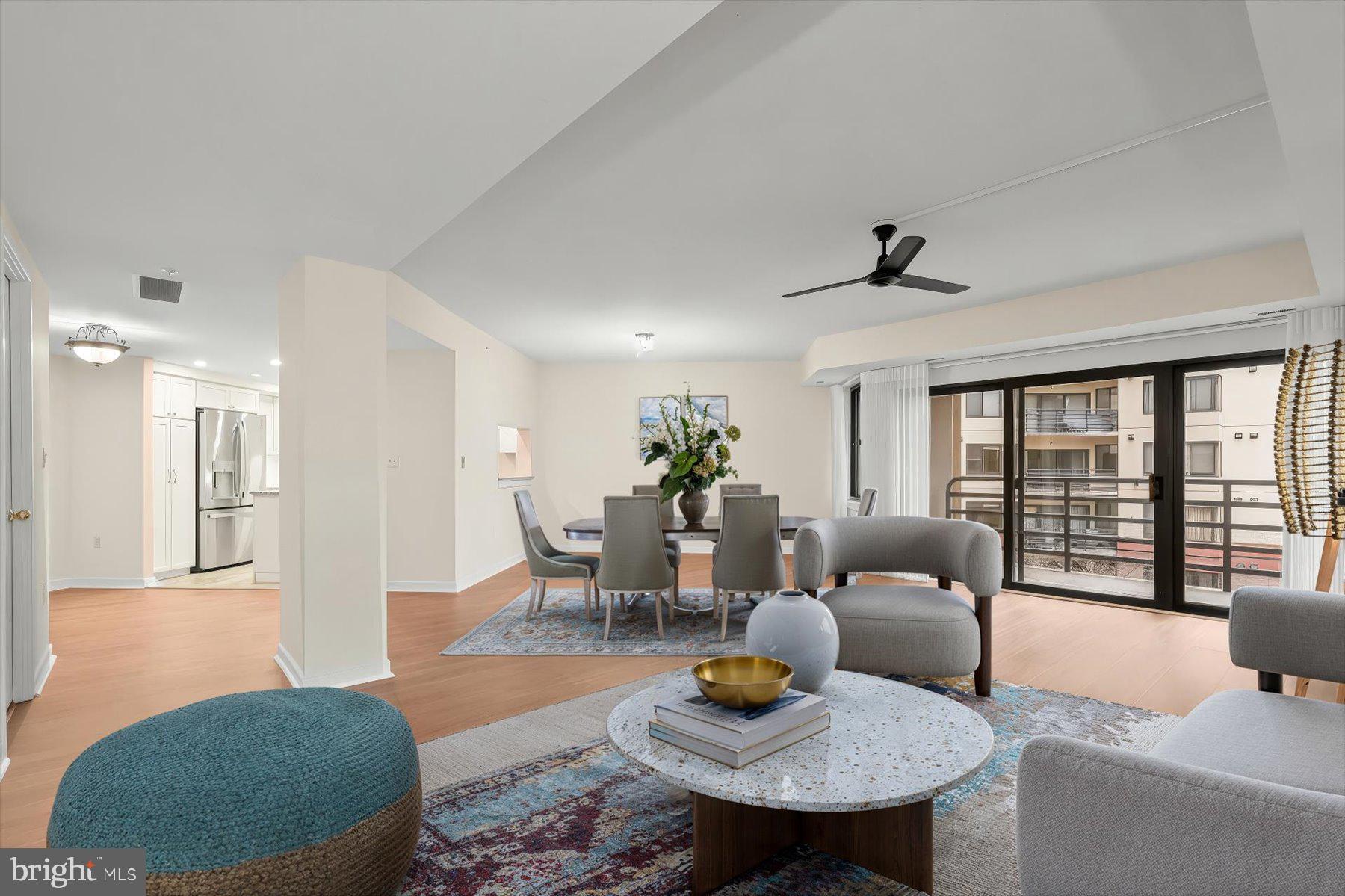 WATERMARK PLACE CONDOMINIUMS - Residential