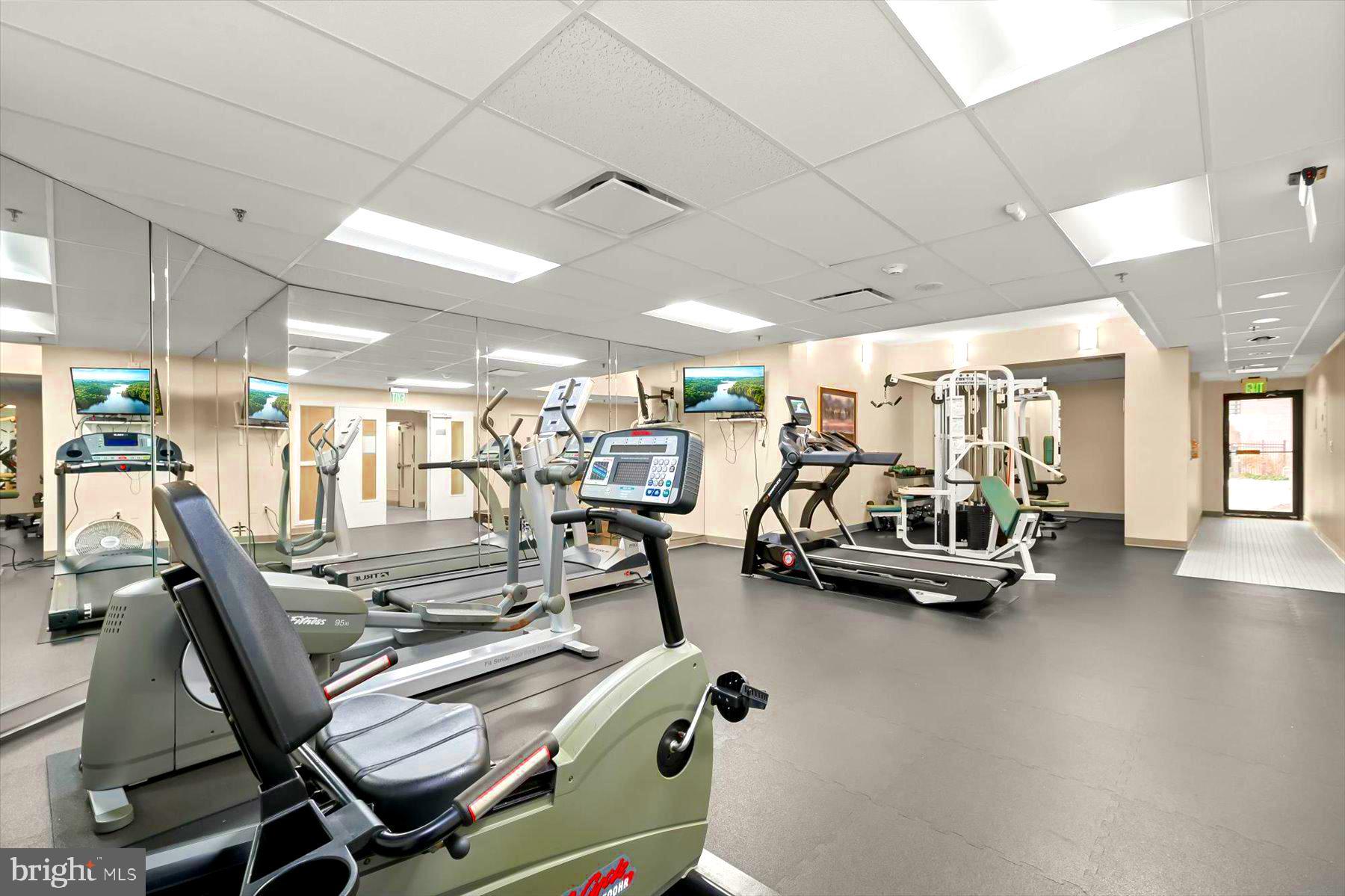 WATERMARK PLACE CONDOMINIUMS - Residential