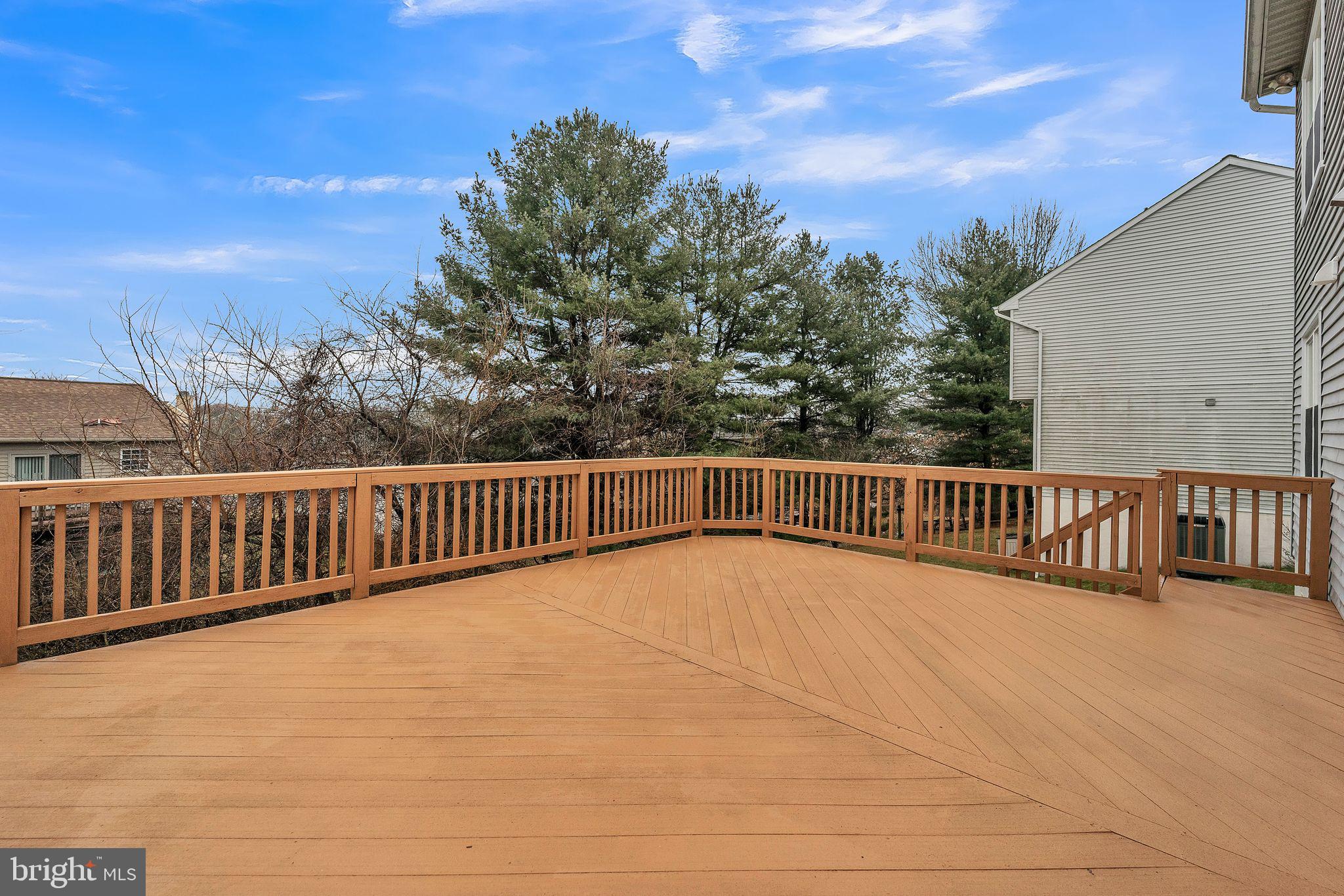 SUBURBIA/VILLAGE OF TIMBER GROVE - Residential