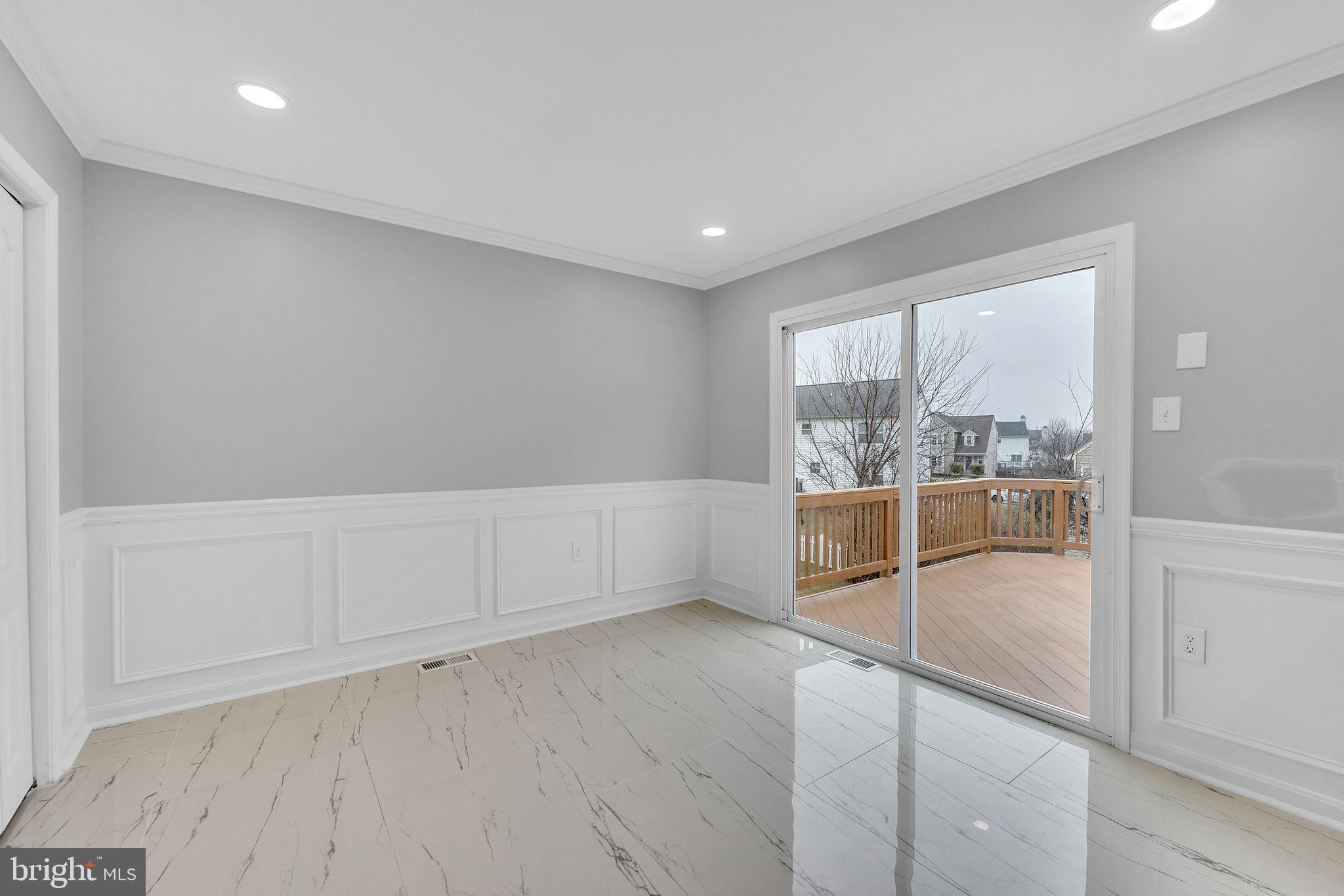 SUBURBIA/VILLAGE OF TIMBER GROVE - Residential