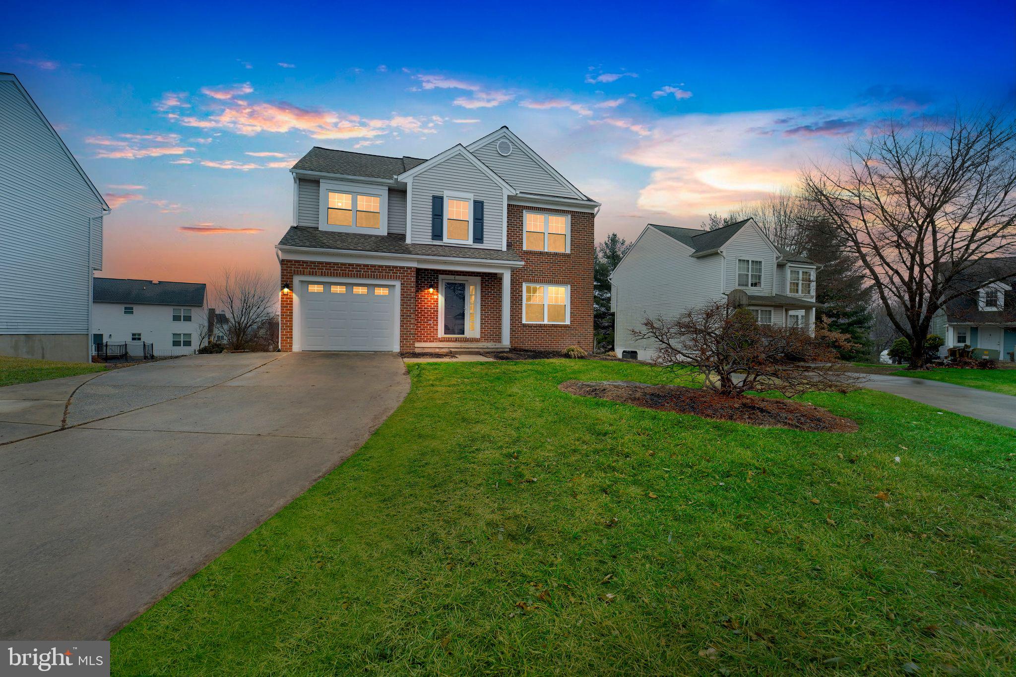 SUBURBIA/VILLAGE OF TIMBER GROVE - Residential