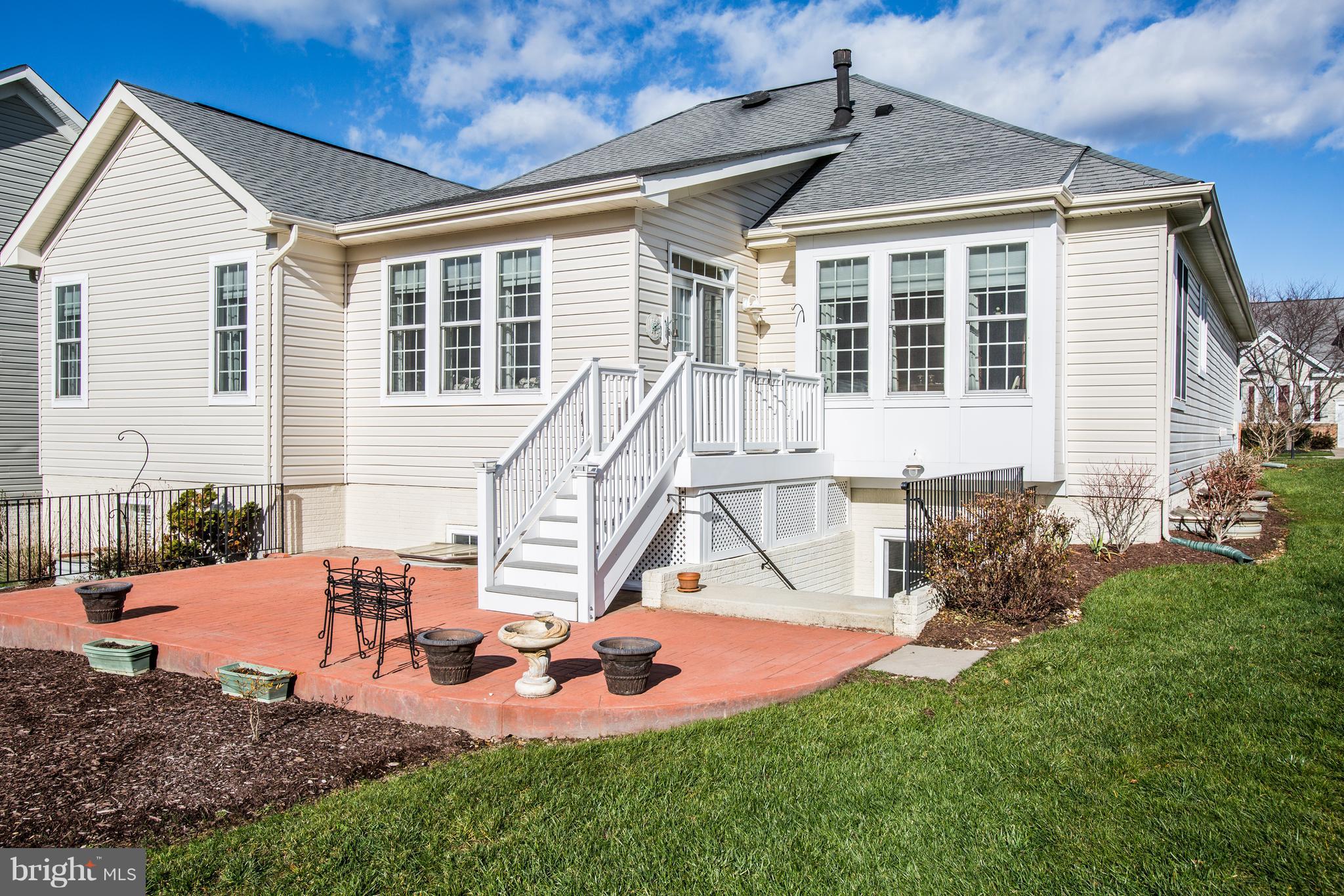 VIRGINIA HERITAGE AT LEE'S PARK - Residential