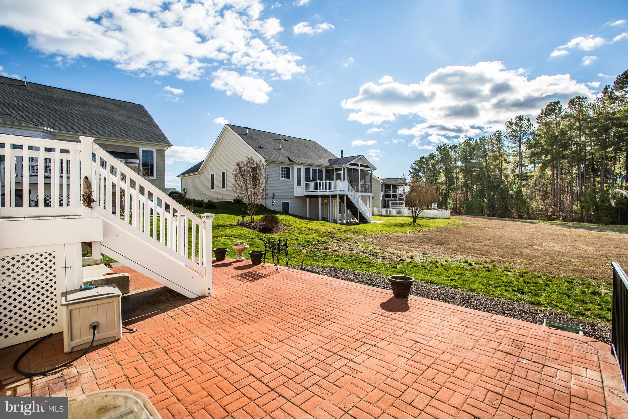 VIRGINIA HERITAGE AT LEE'S PARK - Residential