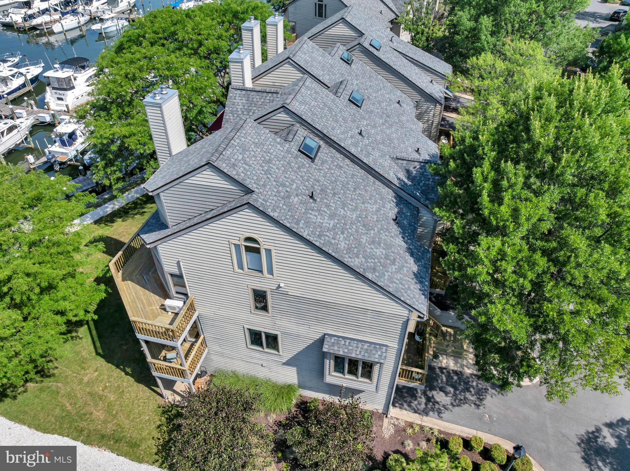 CHESAPEAKE HARBOUR - Residential