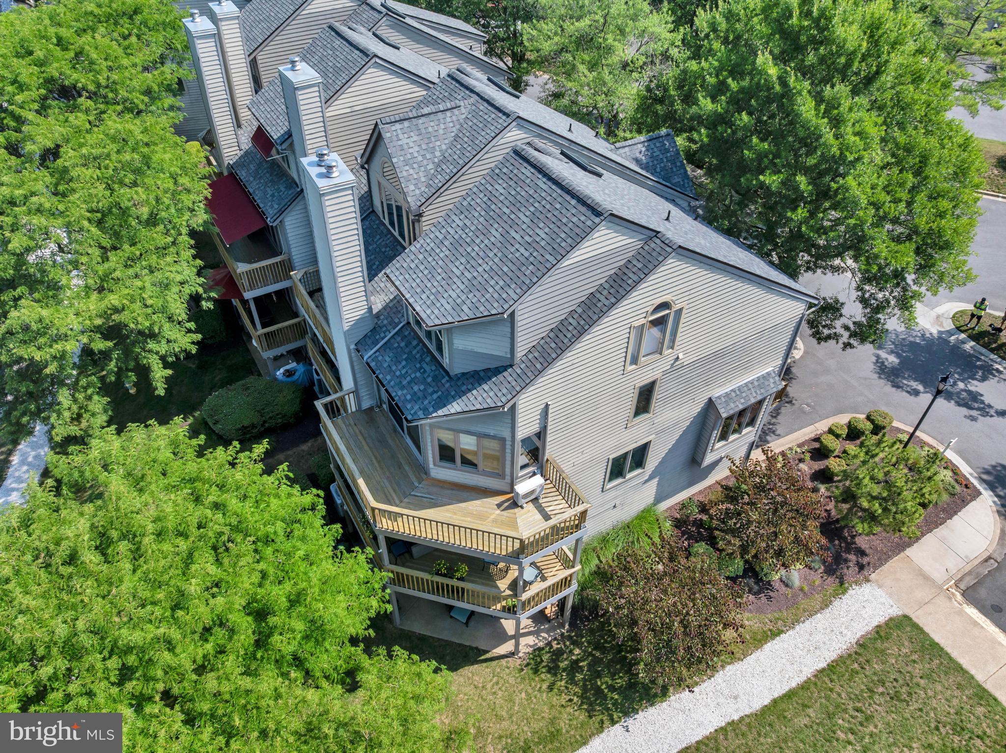 CHESAPEAKE HARBOUR - Residential
