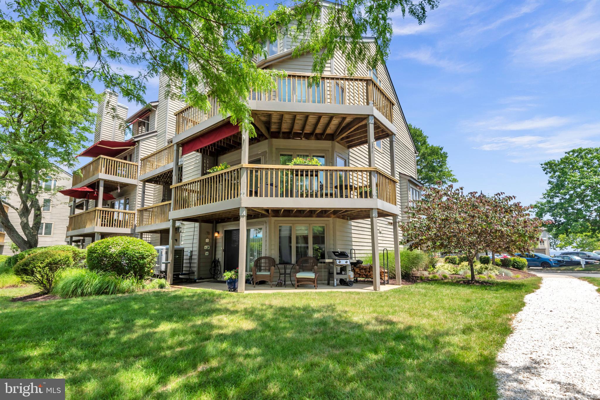 CHESAPEAKE HARBOUR - Residential