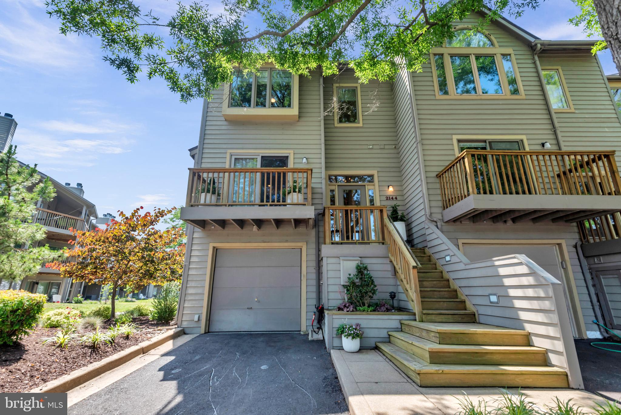 CHESAPEAKE HARBOUR - Residential