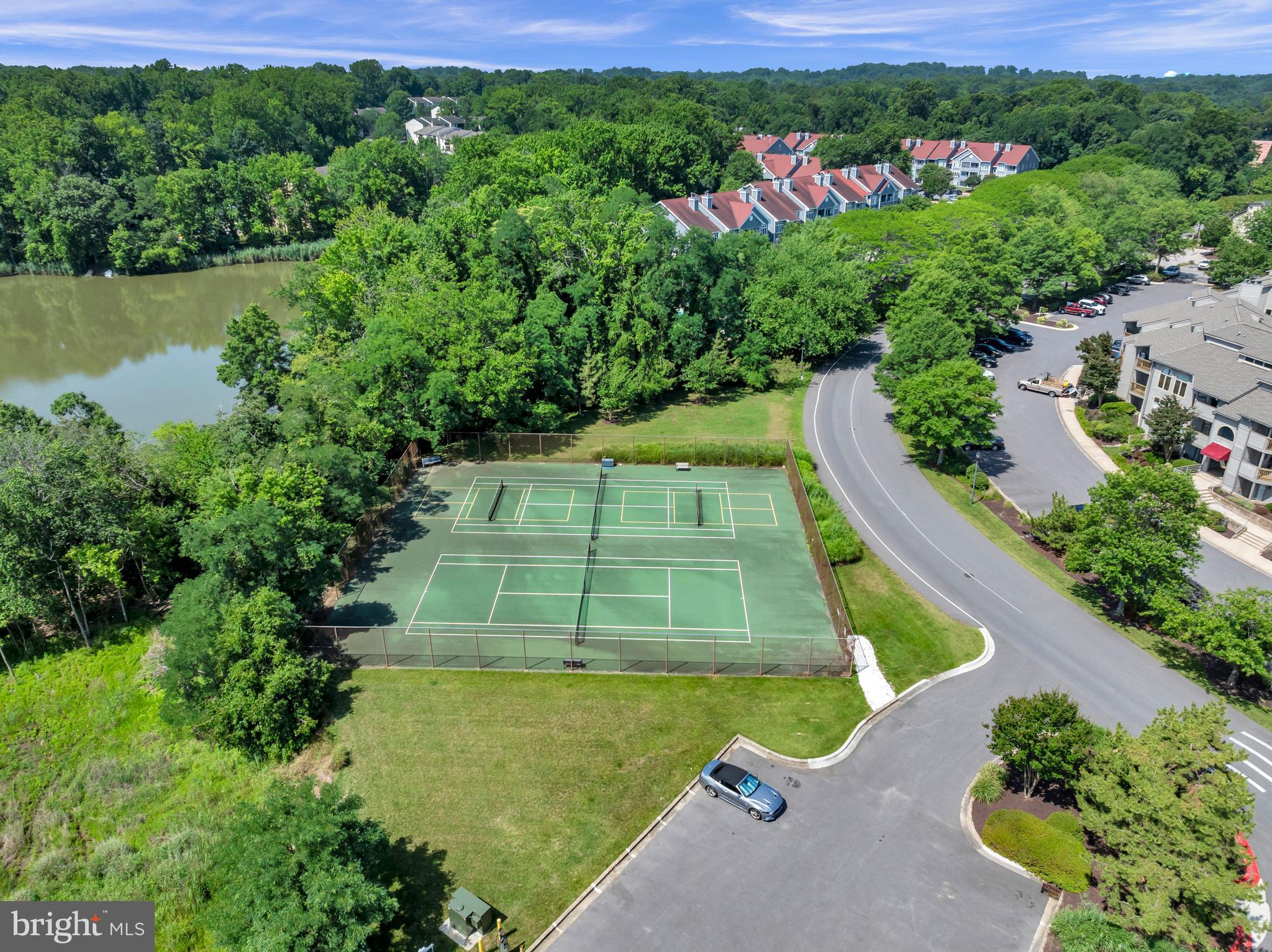CHESAPEAKE HARBOUR - Residential