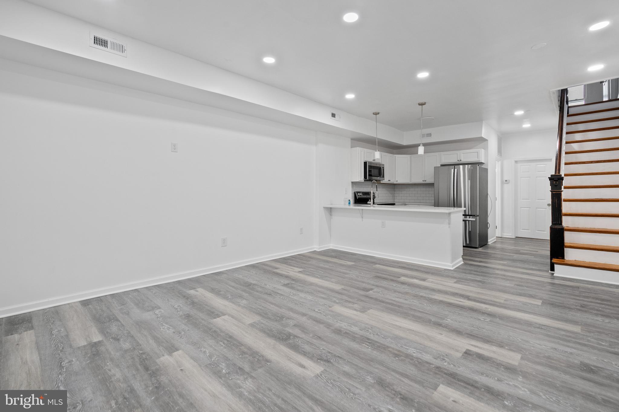 BRIDGEVIEW - GREENLAWN - Residential