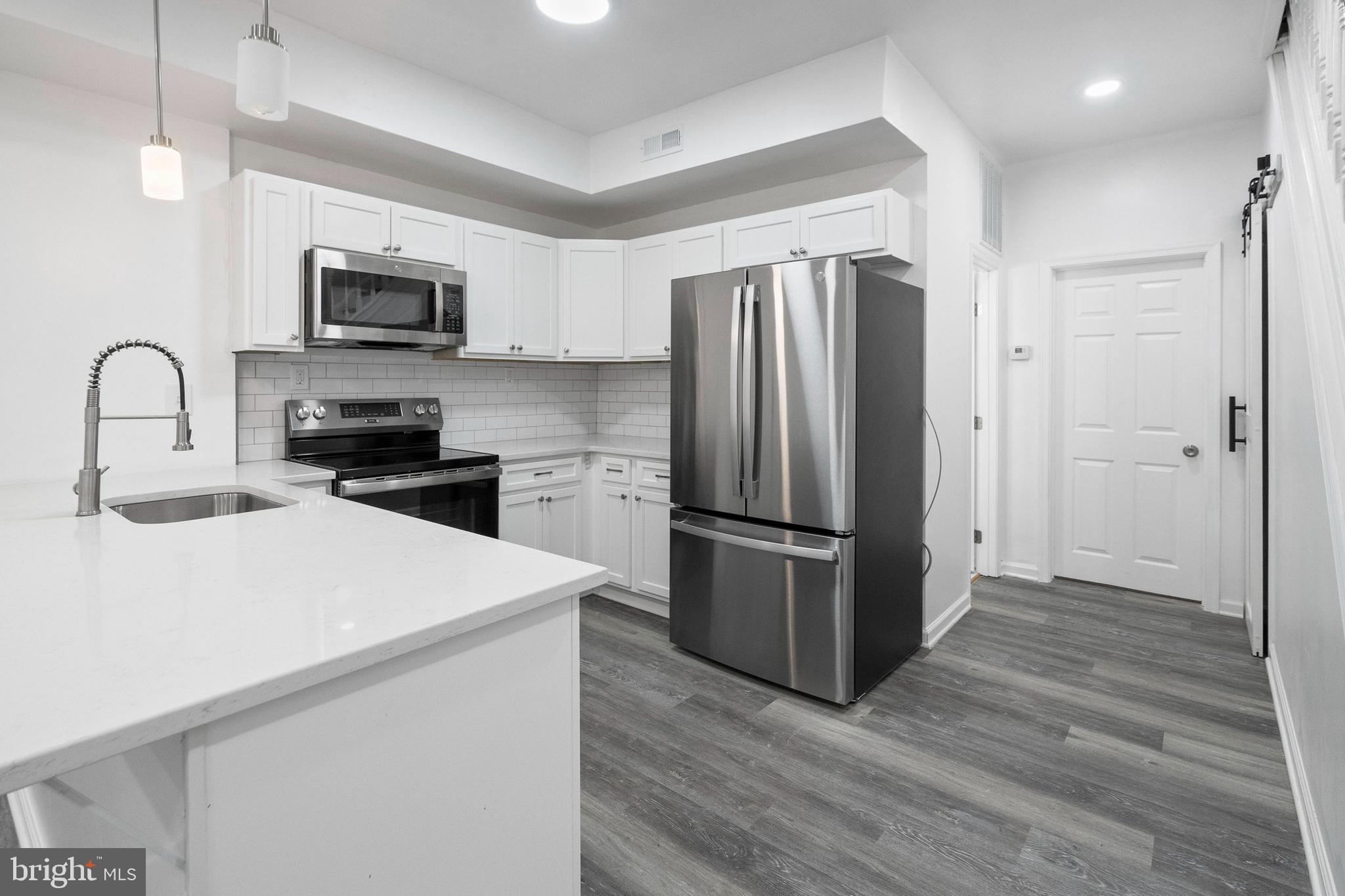 BRIDGEVIEW - GREENLAWN - Residential