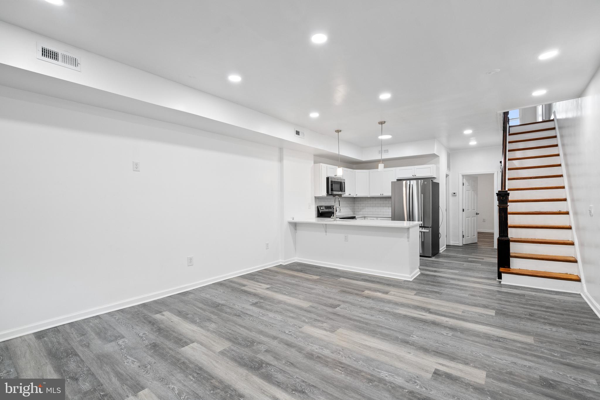 BRIDGEVIEW - GREENLAWN - Residential