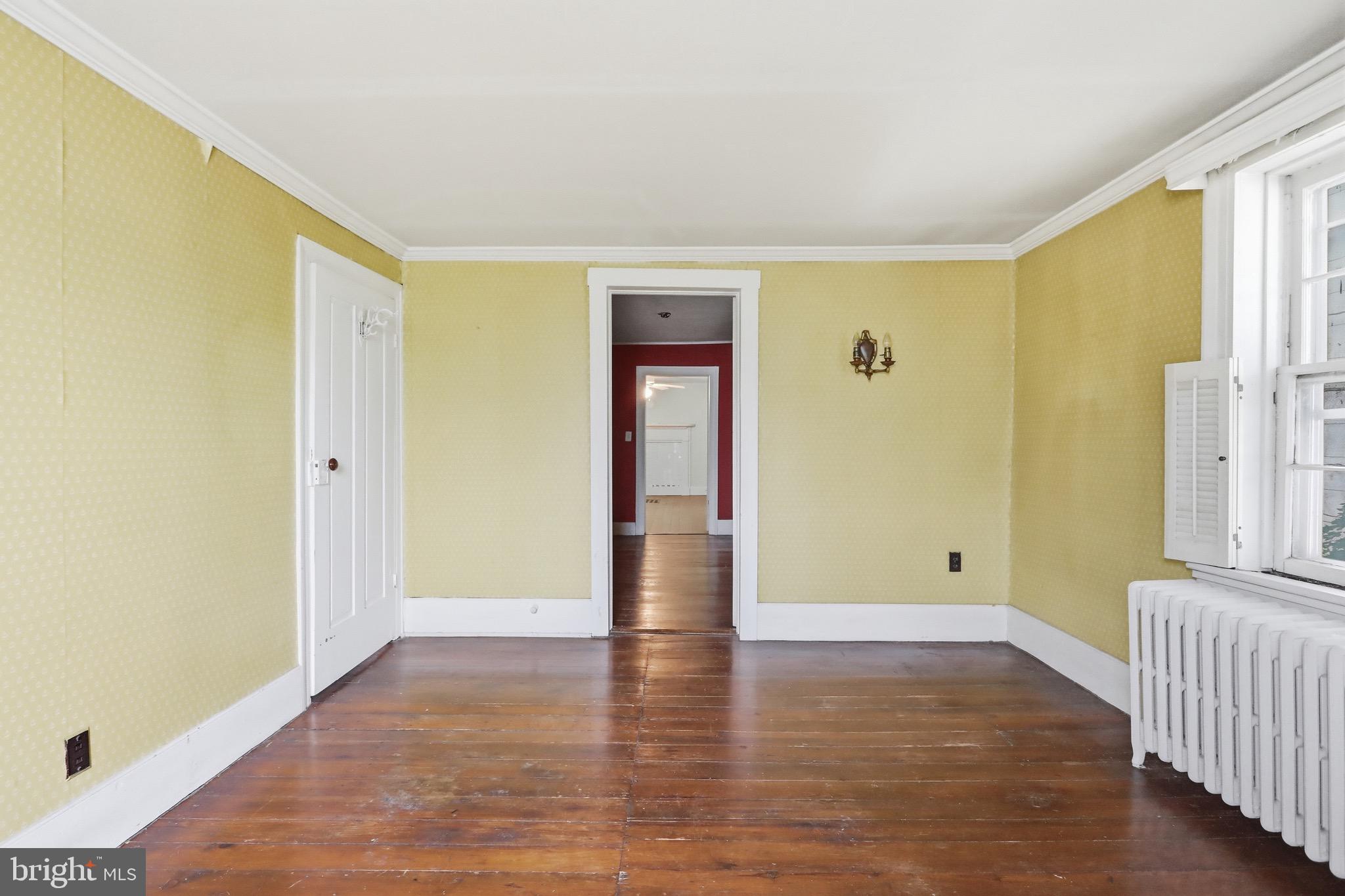 MIDDLETOWN - Residential