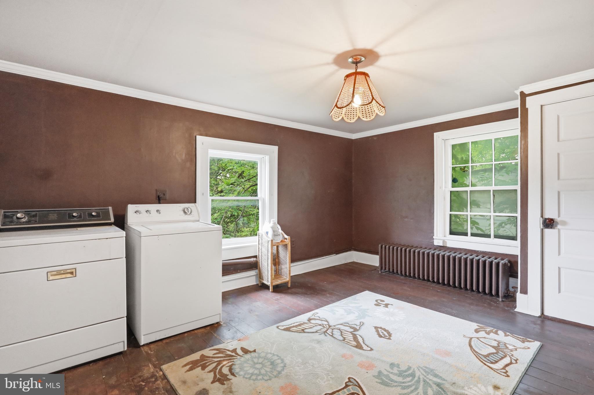 MIDDLETOWN - Residential
