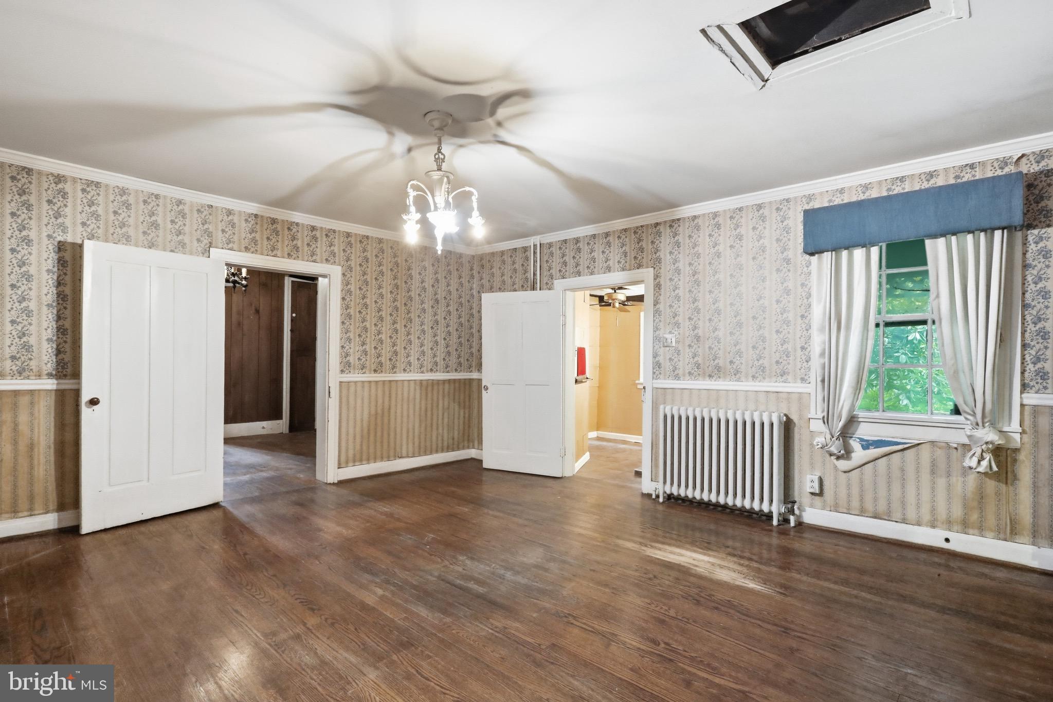 MIDDLETOWN - Residential