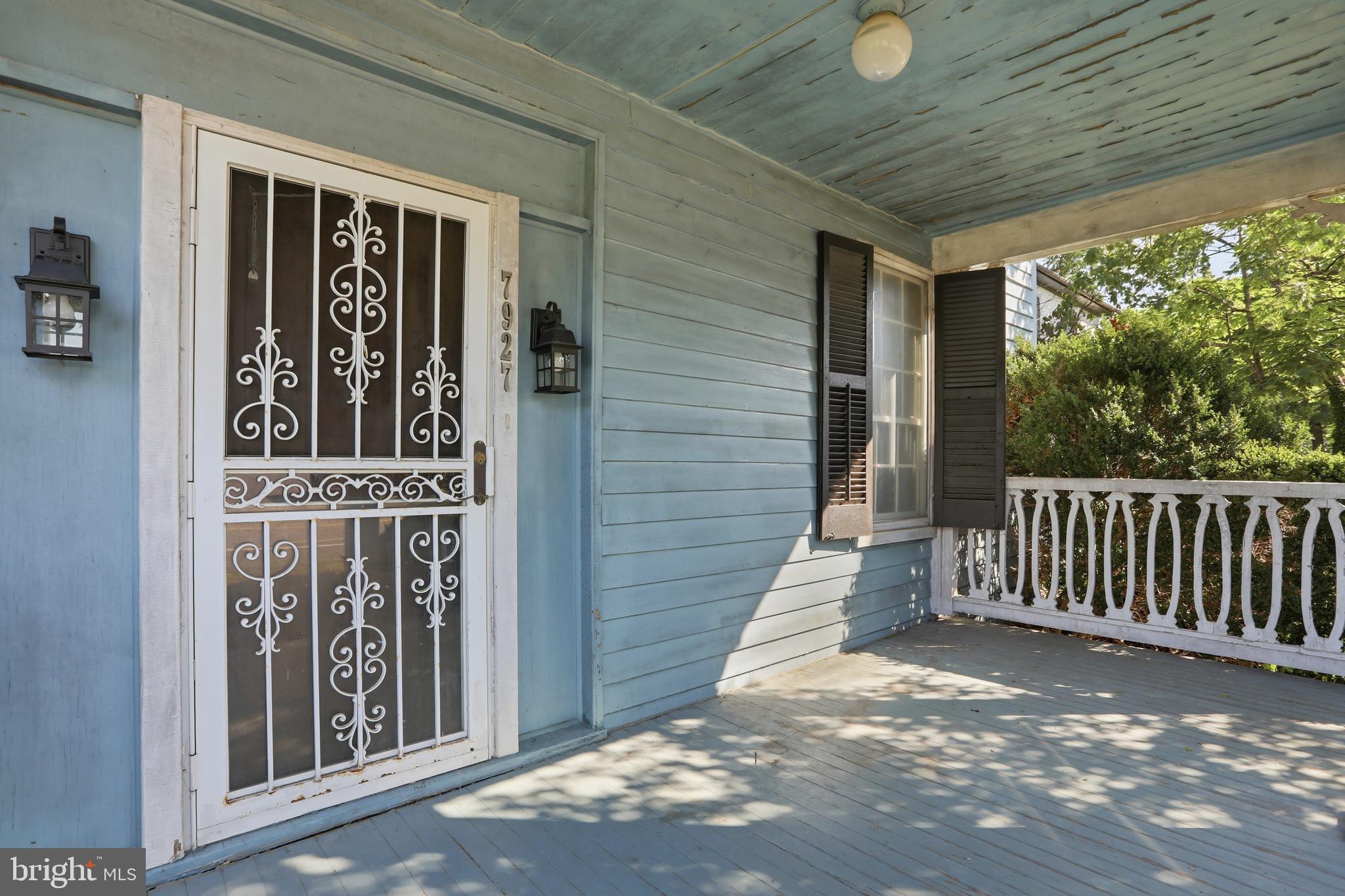 MIDDLETOWN - Residential