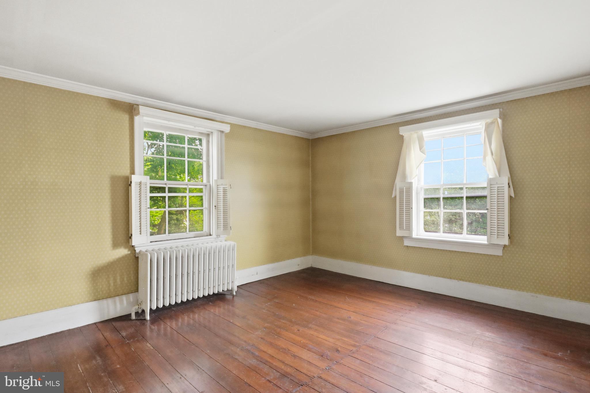 MIDDLETOWN - Residential