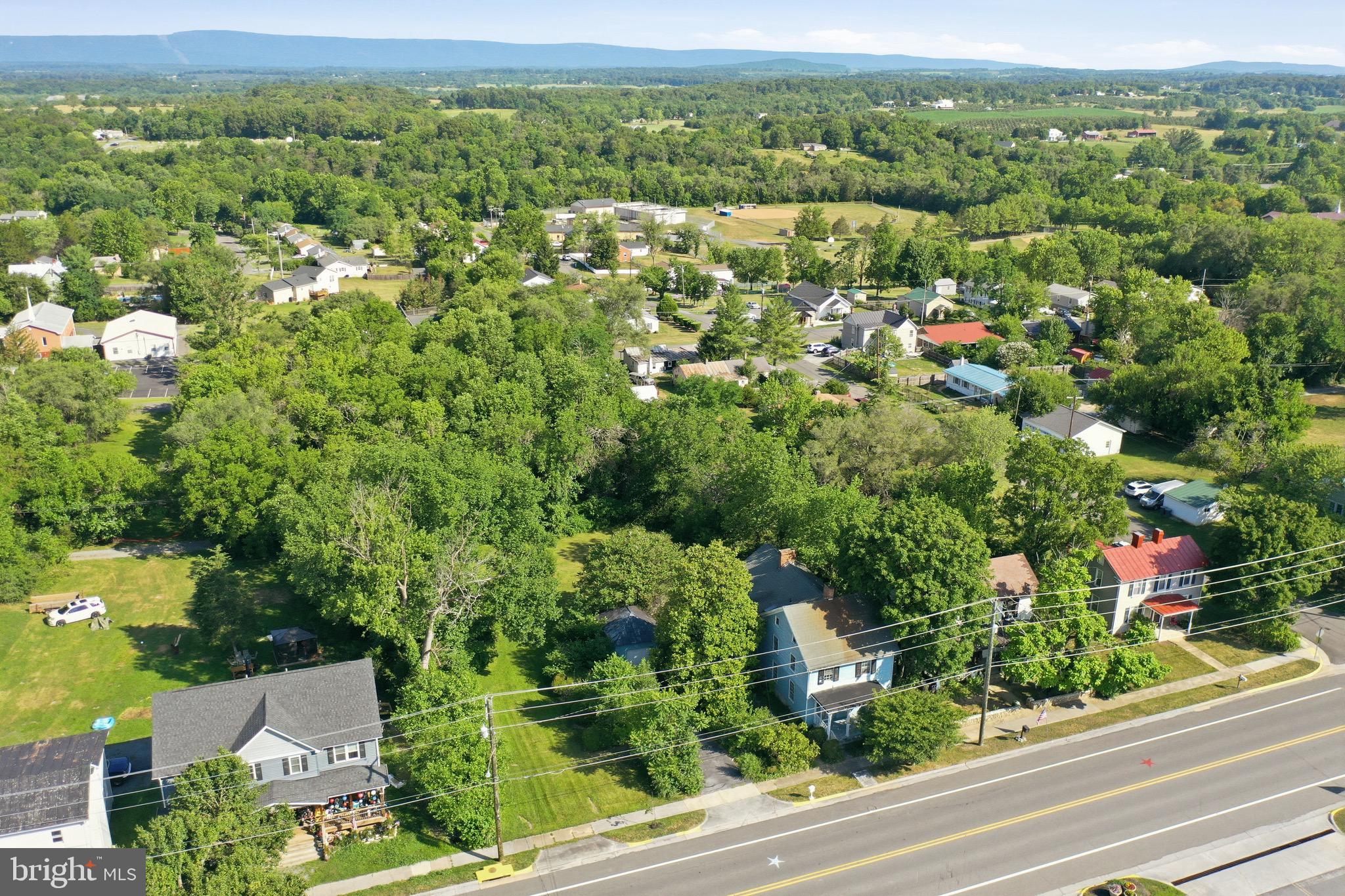 MIDDLETOWN - Residential