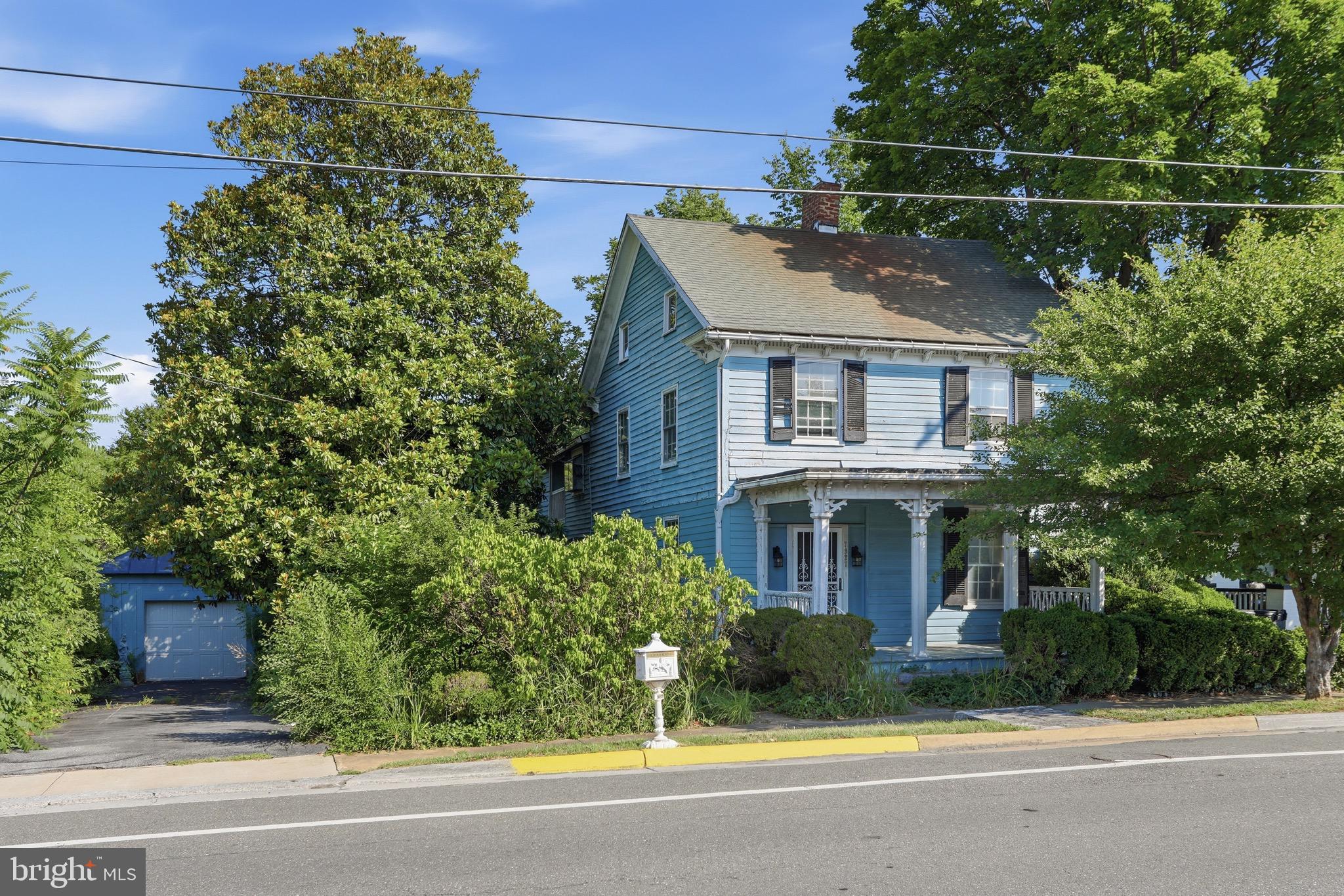 MIDDLETOWN - Residential