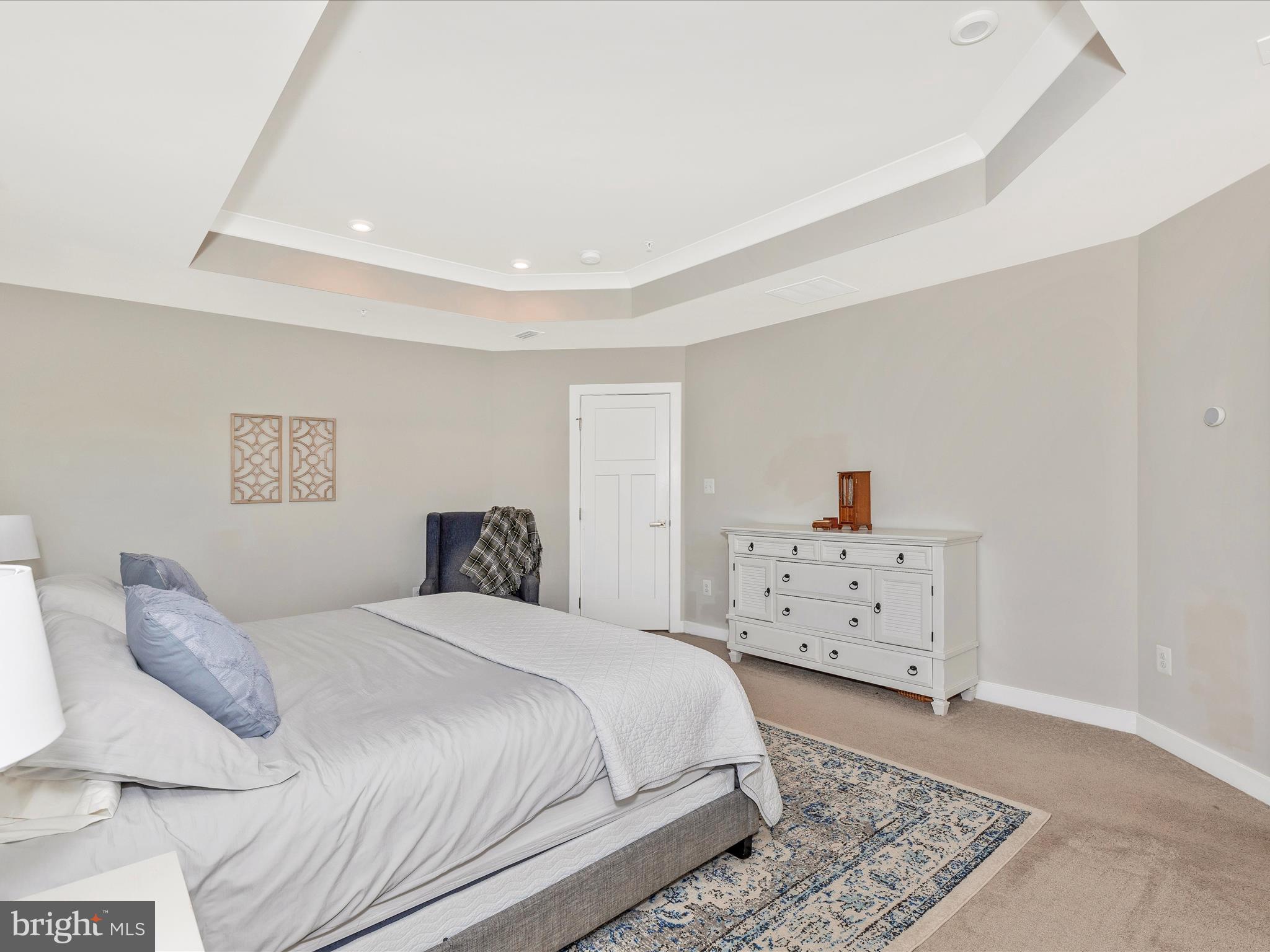 BROOKFIELD - Residential