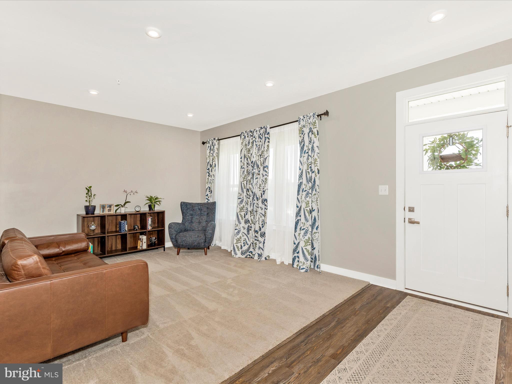 BROOKFIELD - Residential