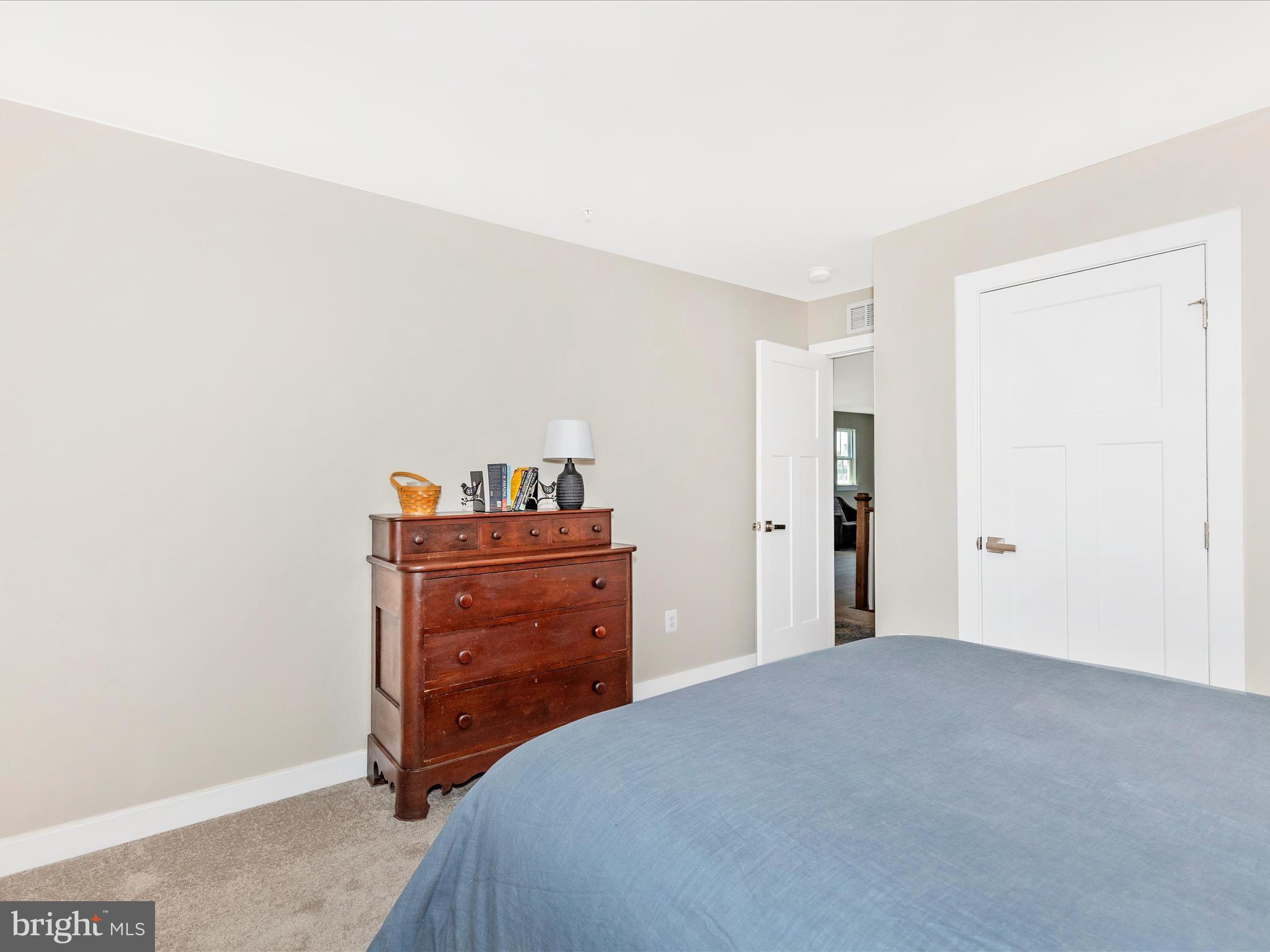 BROOKFIELD - Residential
