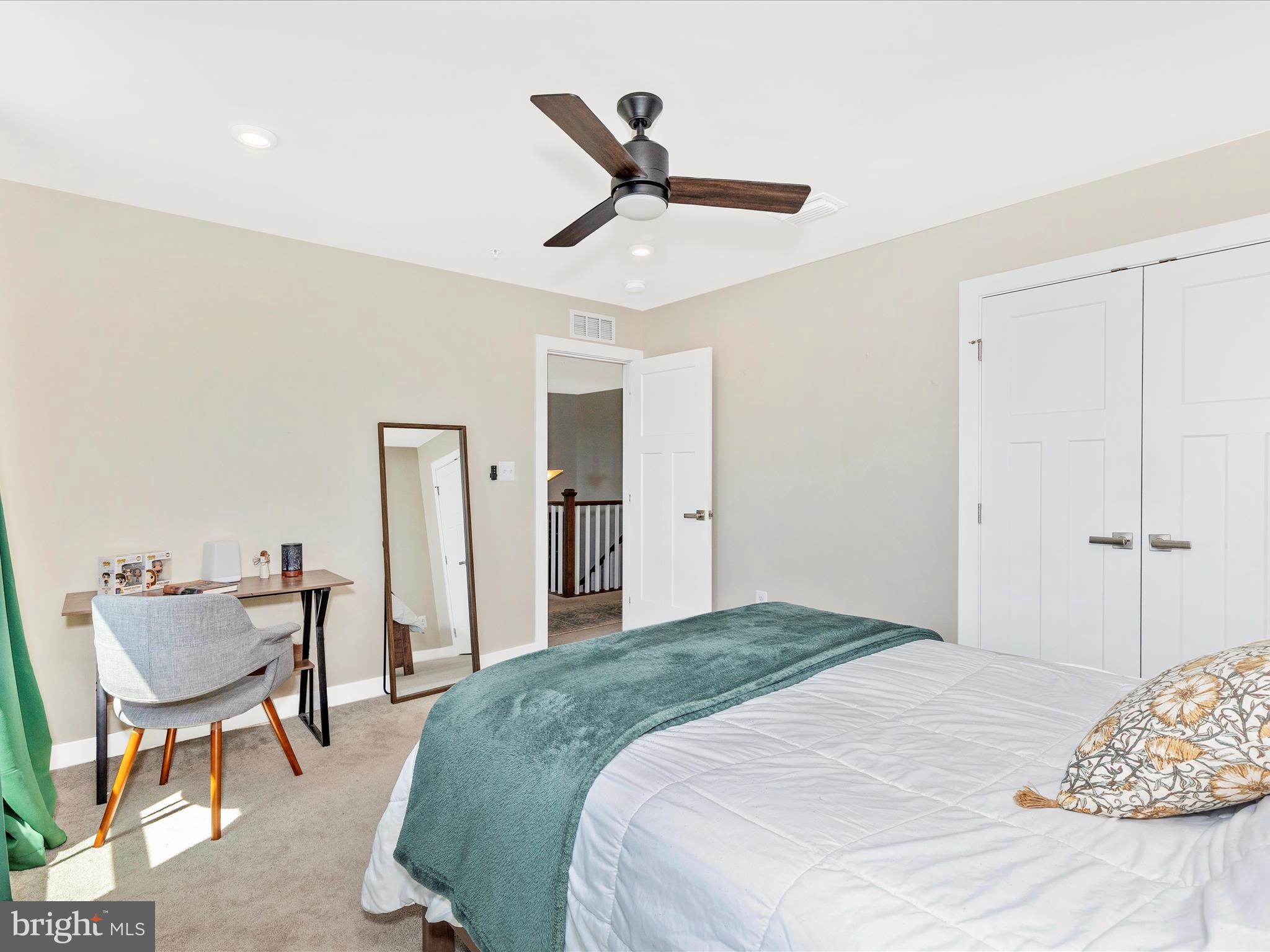 BROOKFIELD - Residential