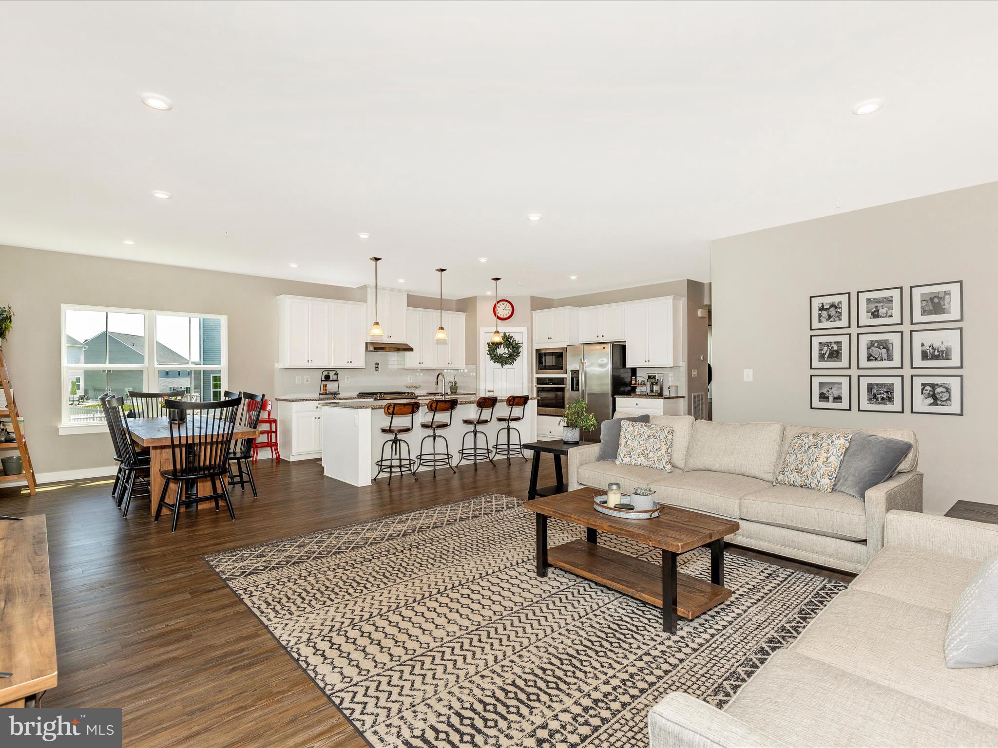 BROOKFIELD - Residential