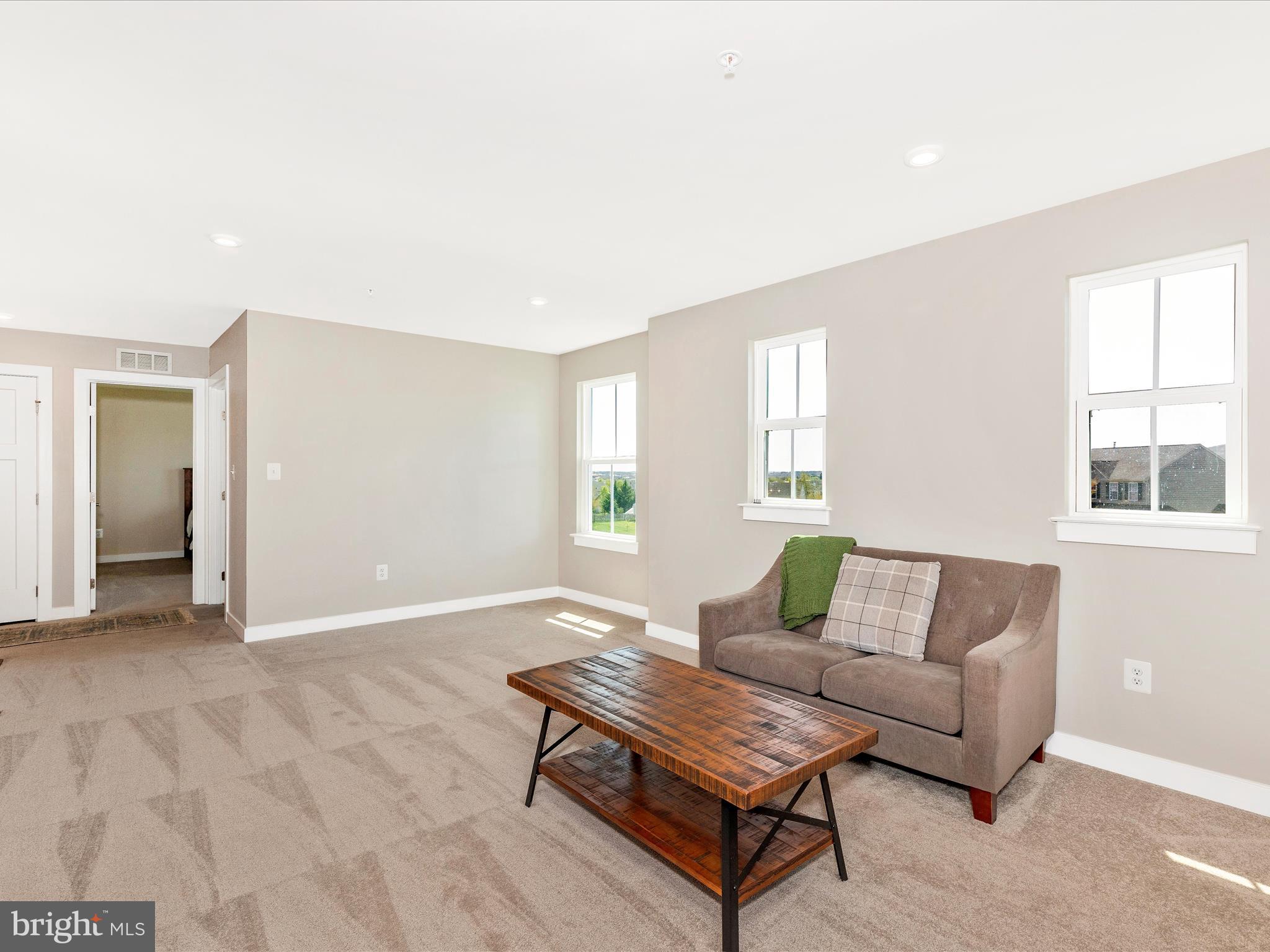 BROOKFIELD - Residential