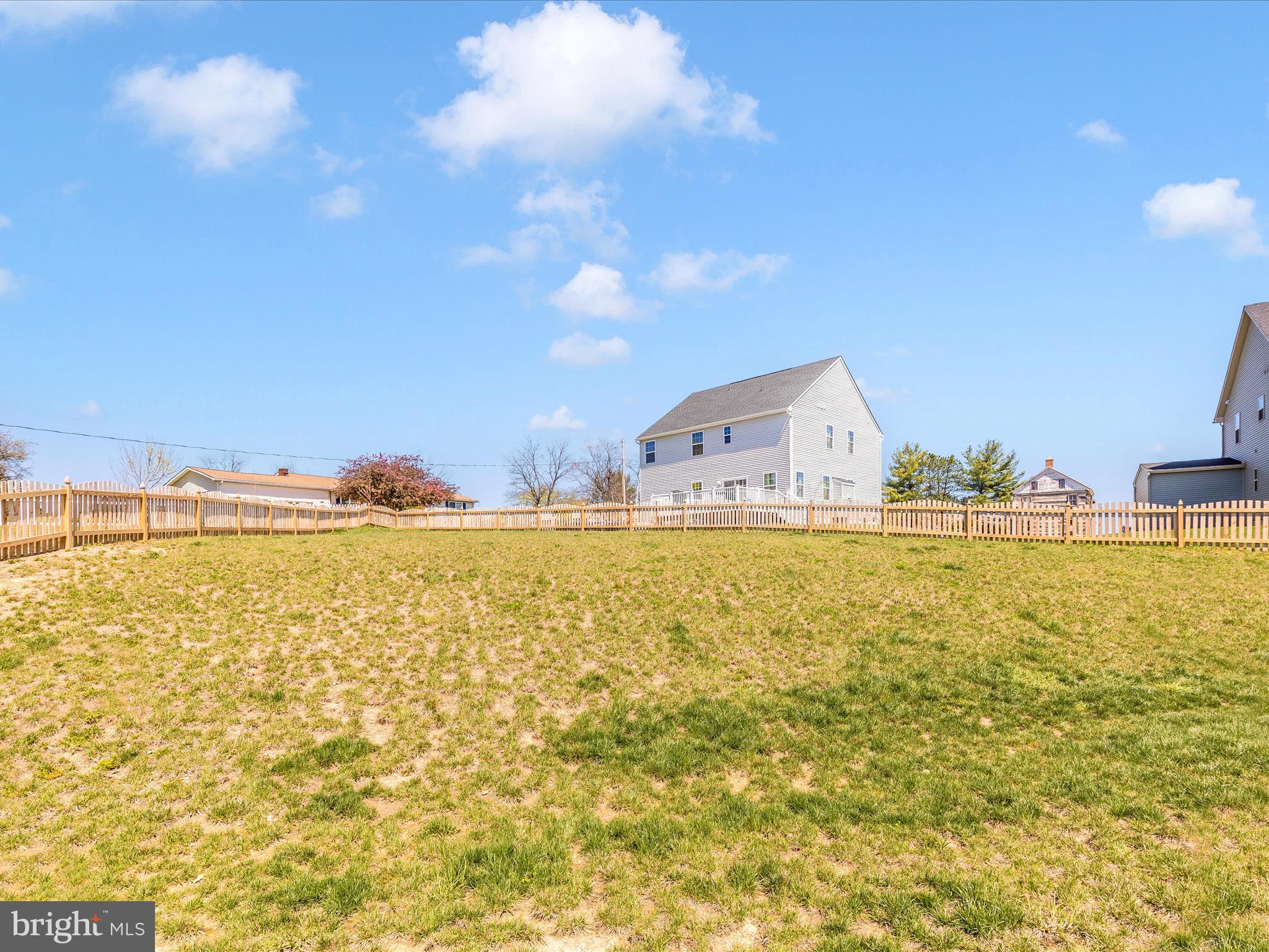 BROOKFIELD - Residential