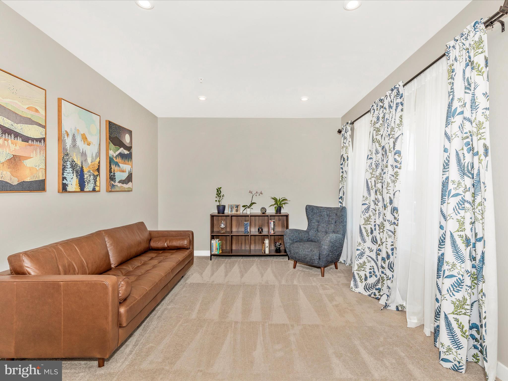 BROOKFIELD - Residential