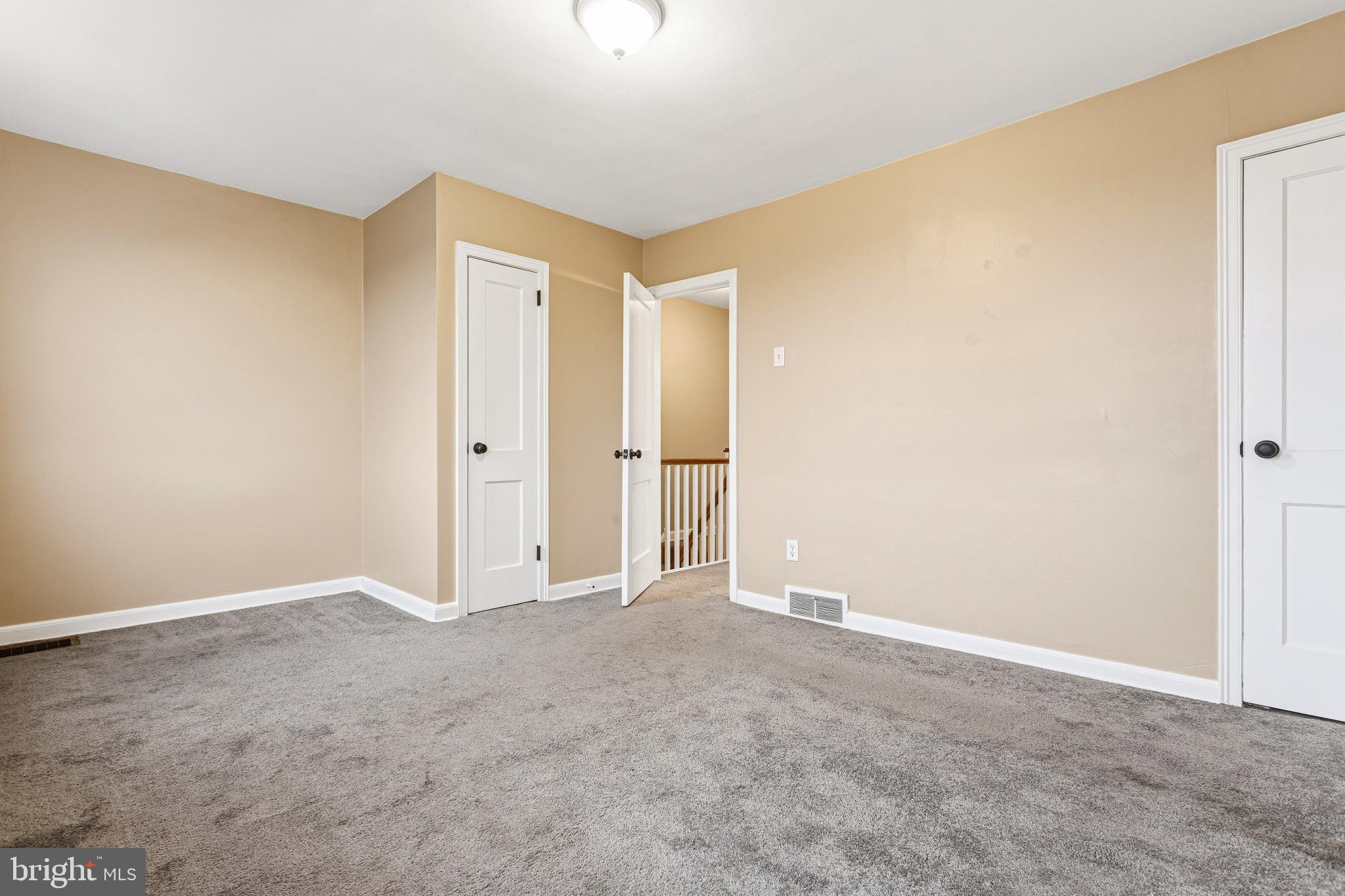 HOLMESBURG - Residential